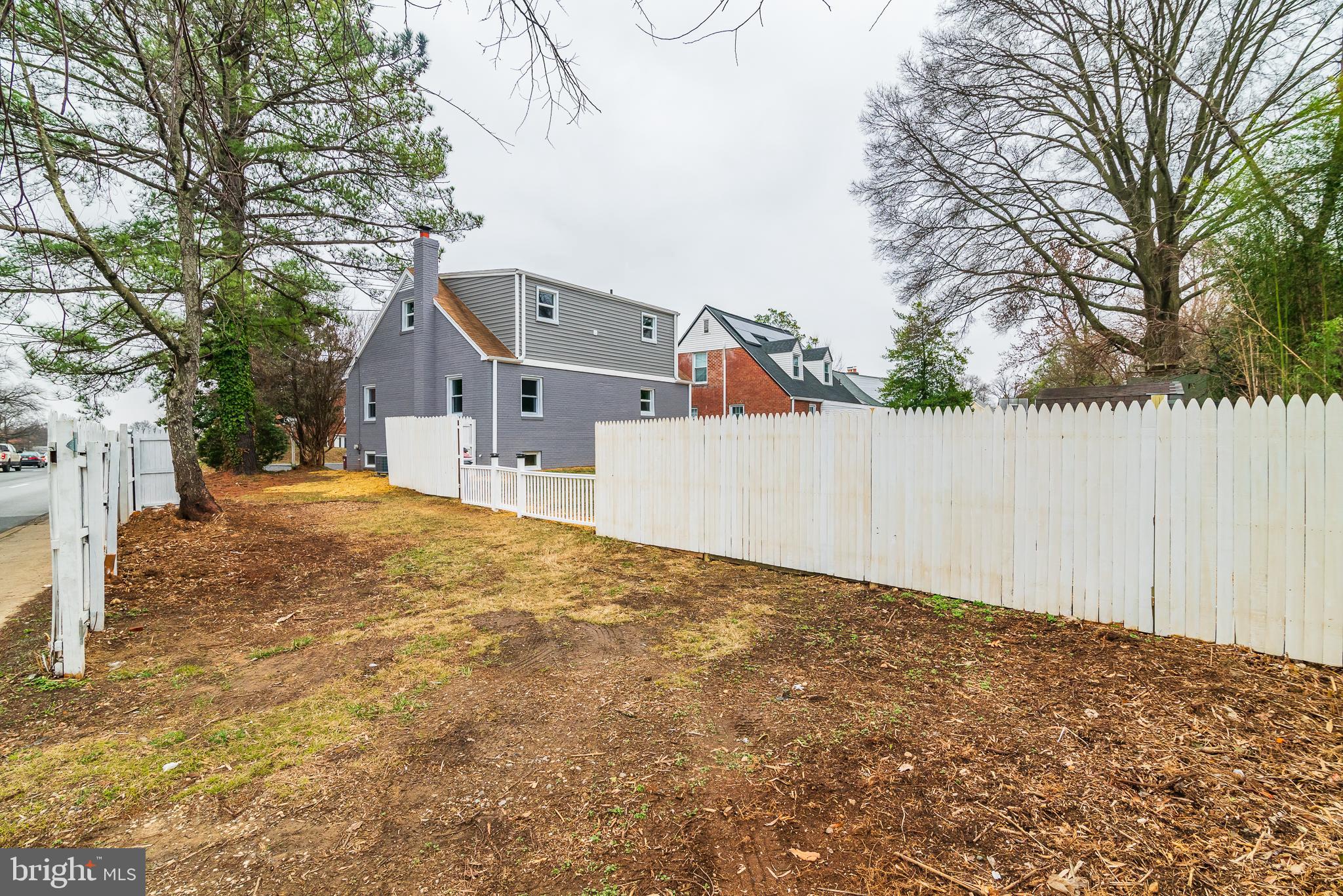 RIVERDALE - Residential