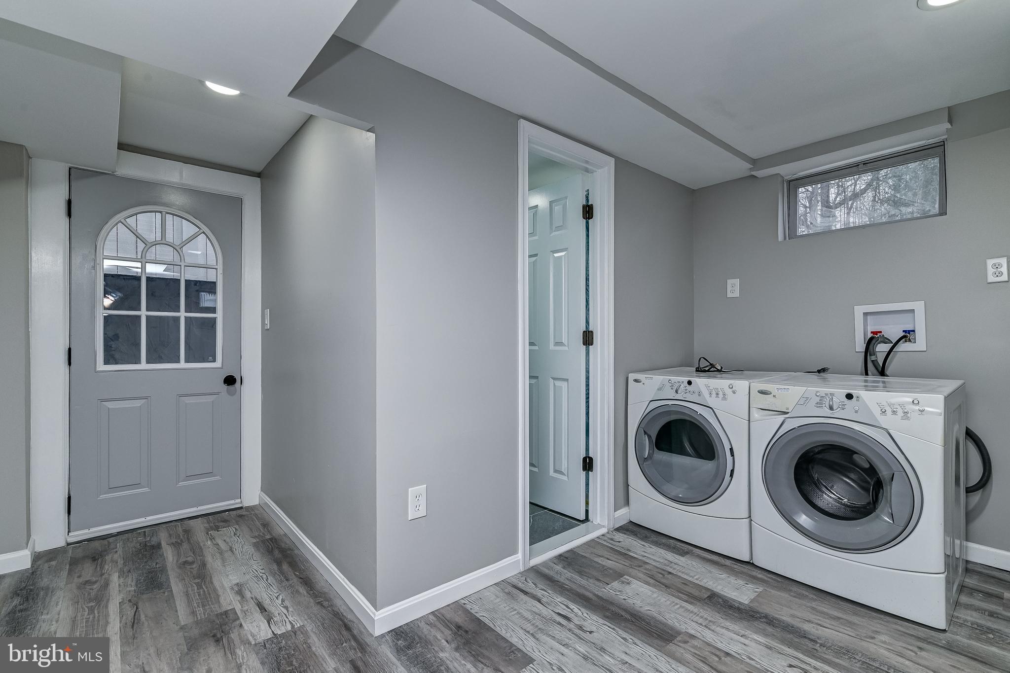 RIVERDALE - Residential