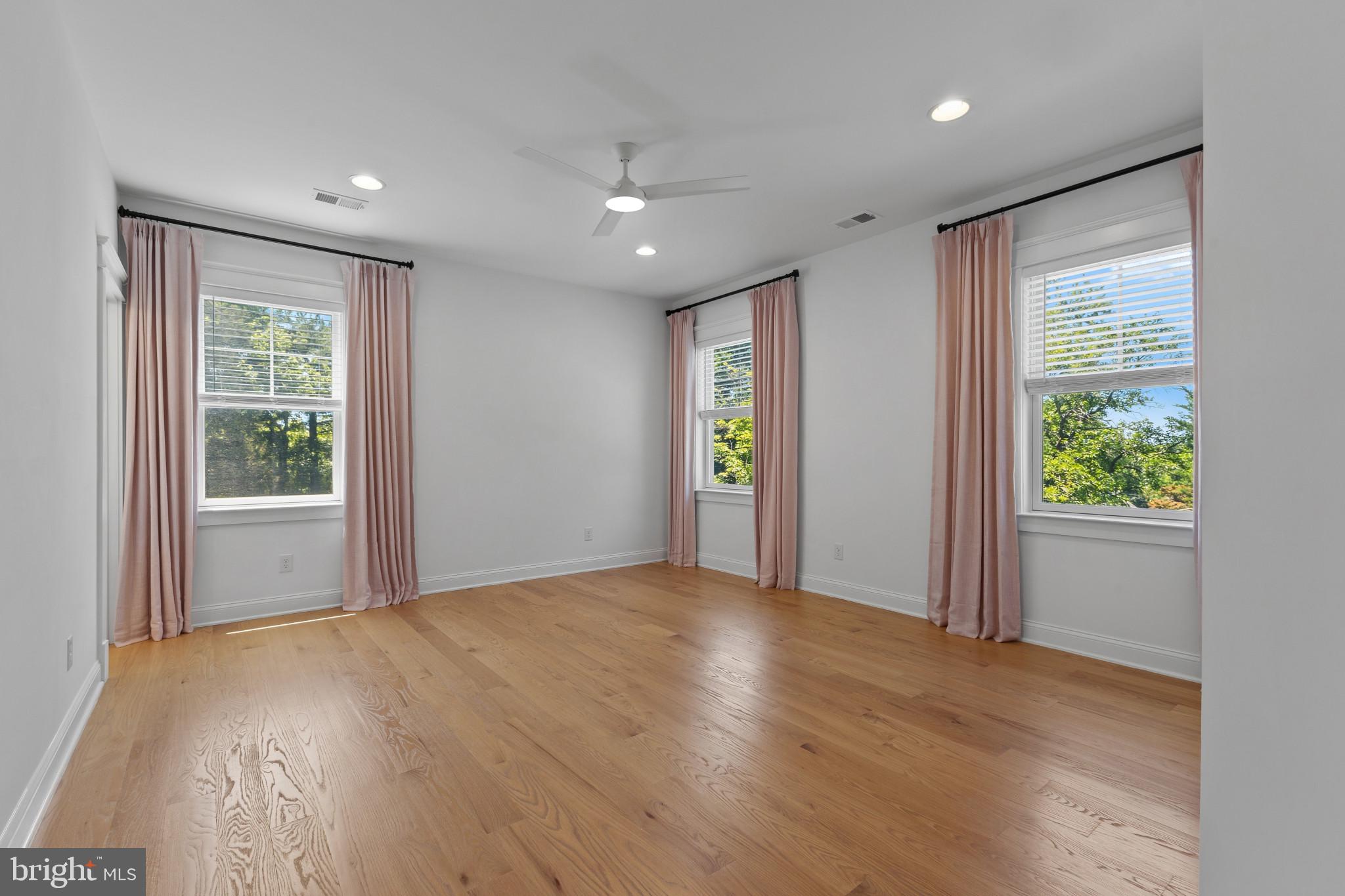 CHESTERBROOK GARDENS - Residential
