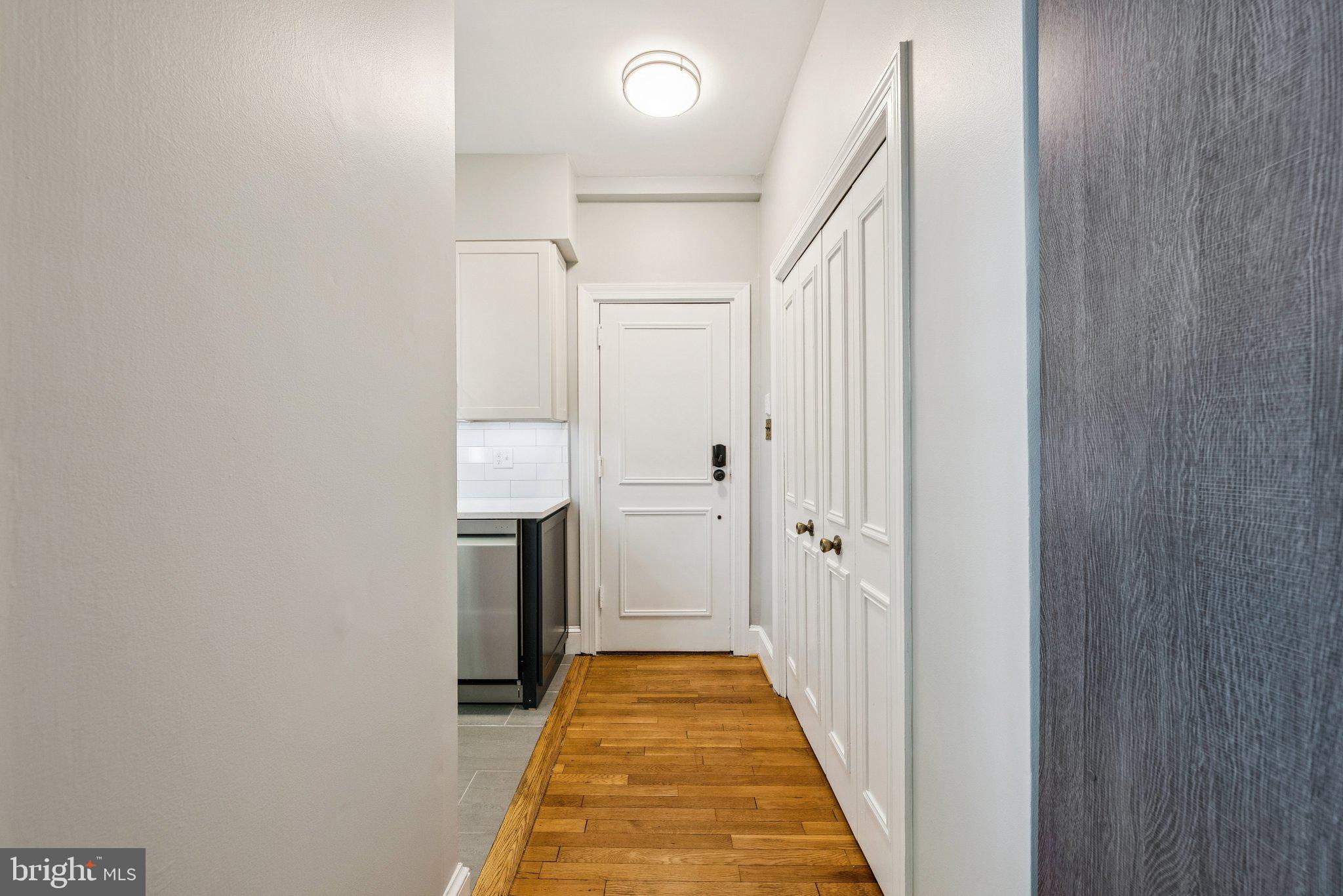 18 9TH STREET NE 304