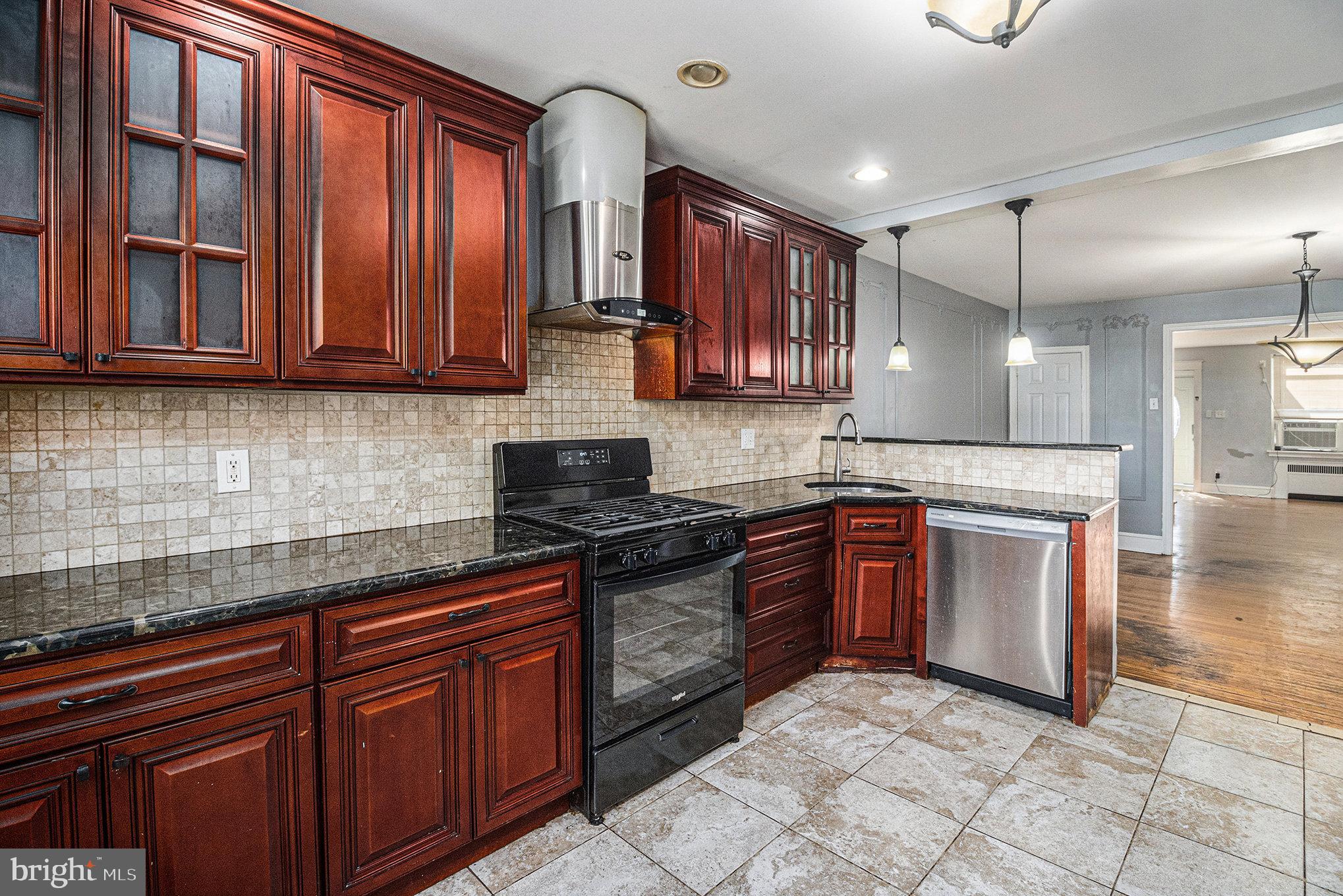 MAYFAIR - Residential