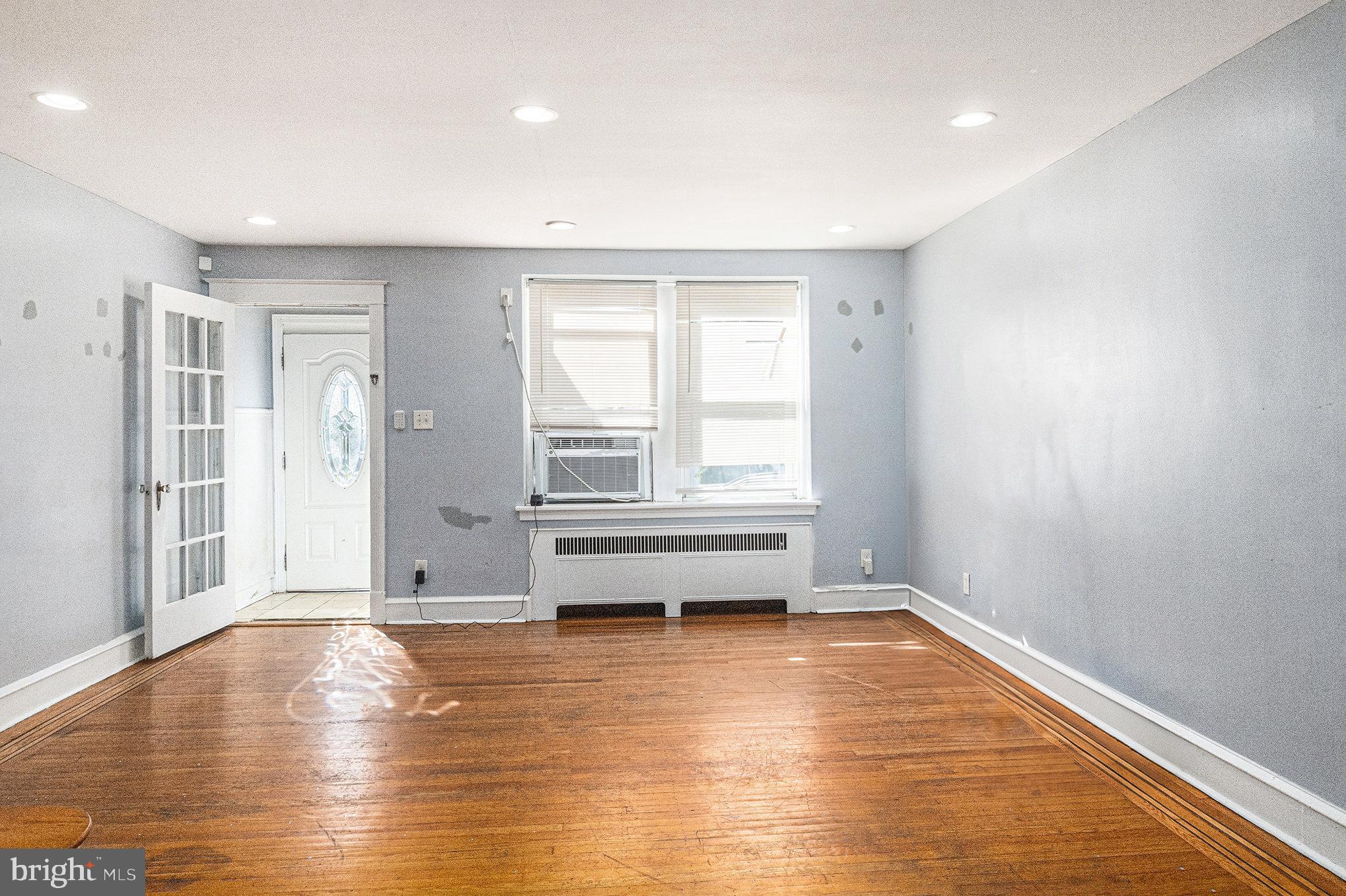 MAYFAIR - Residential