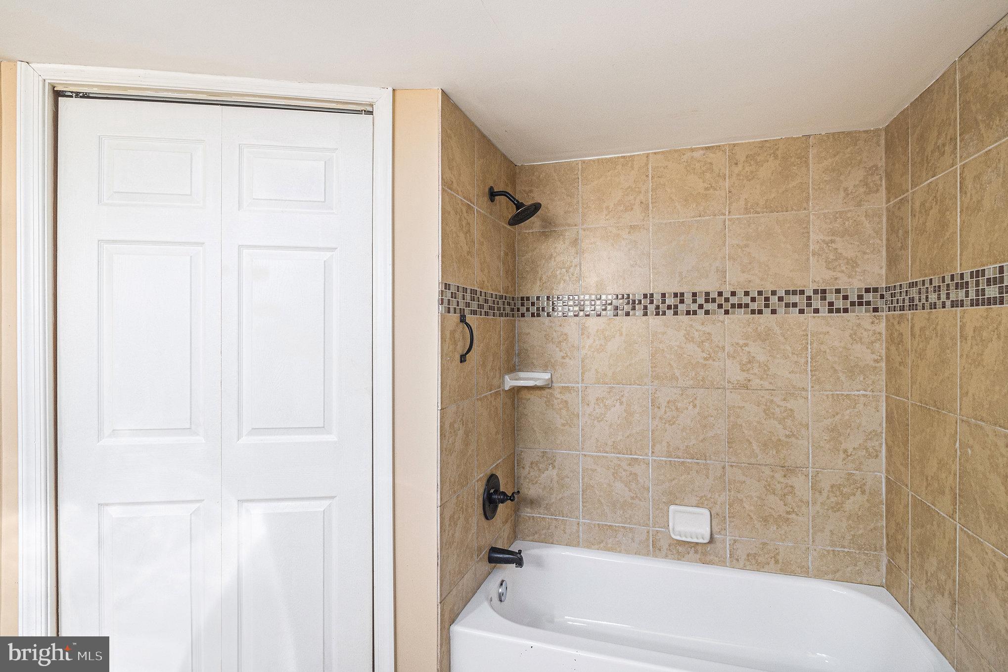 MAYFAIR - Residential