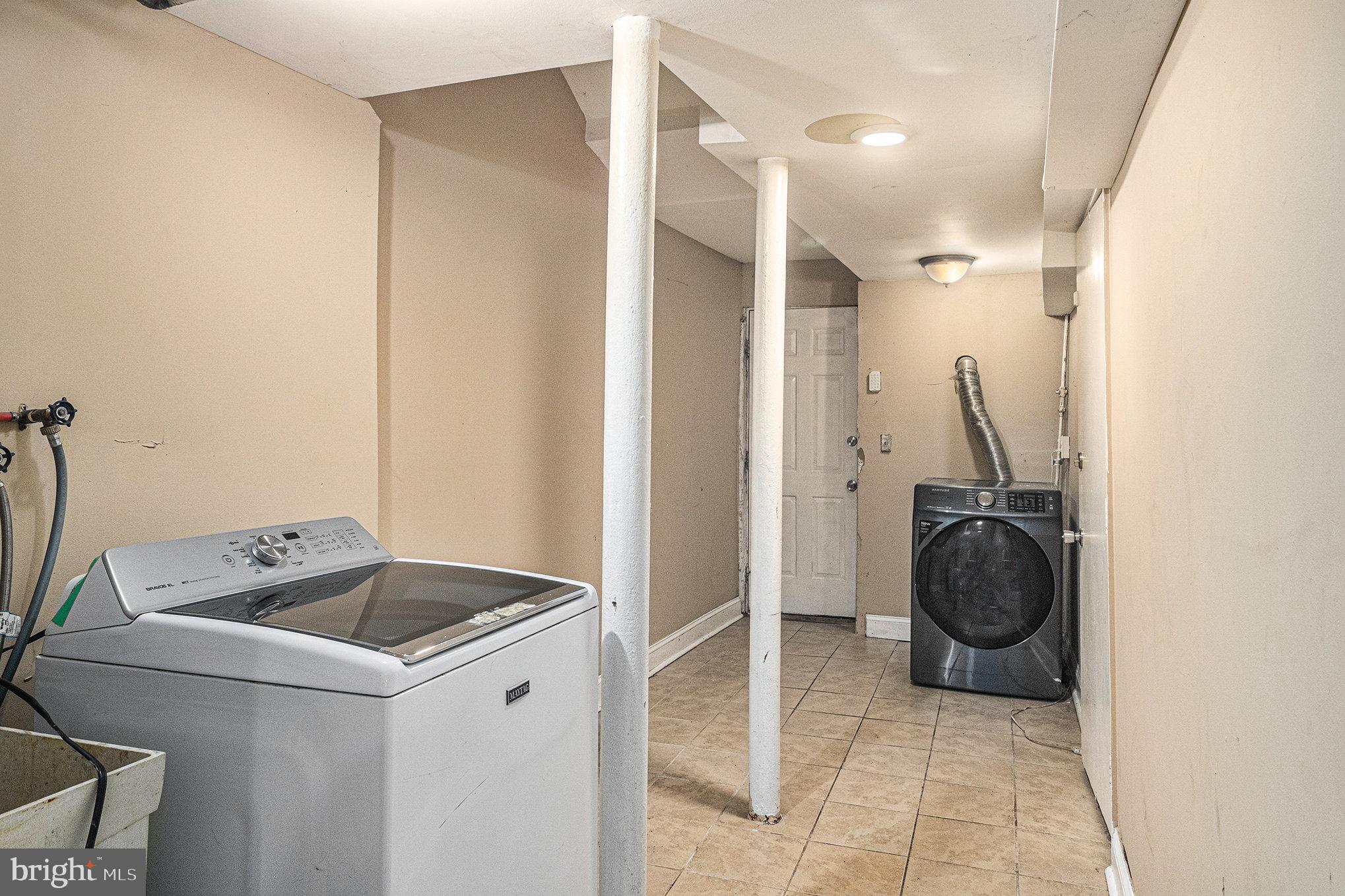 MAYFAIR - Residential