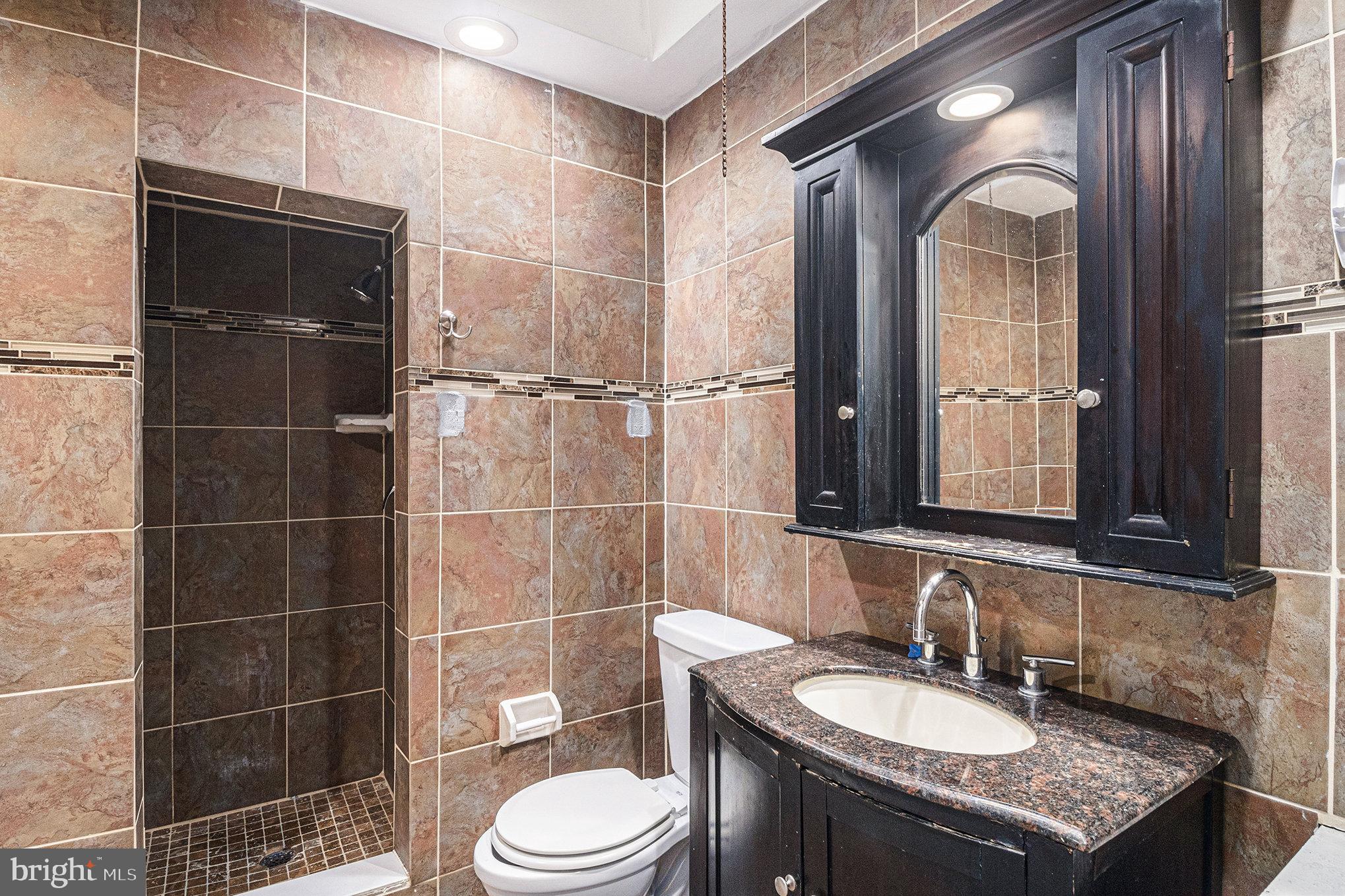 MAYFAIR - Residential