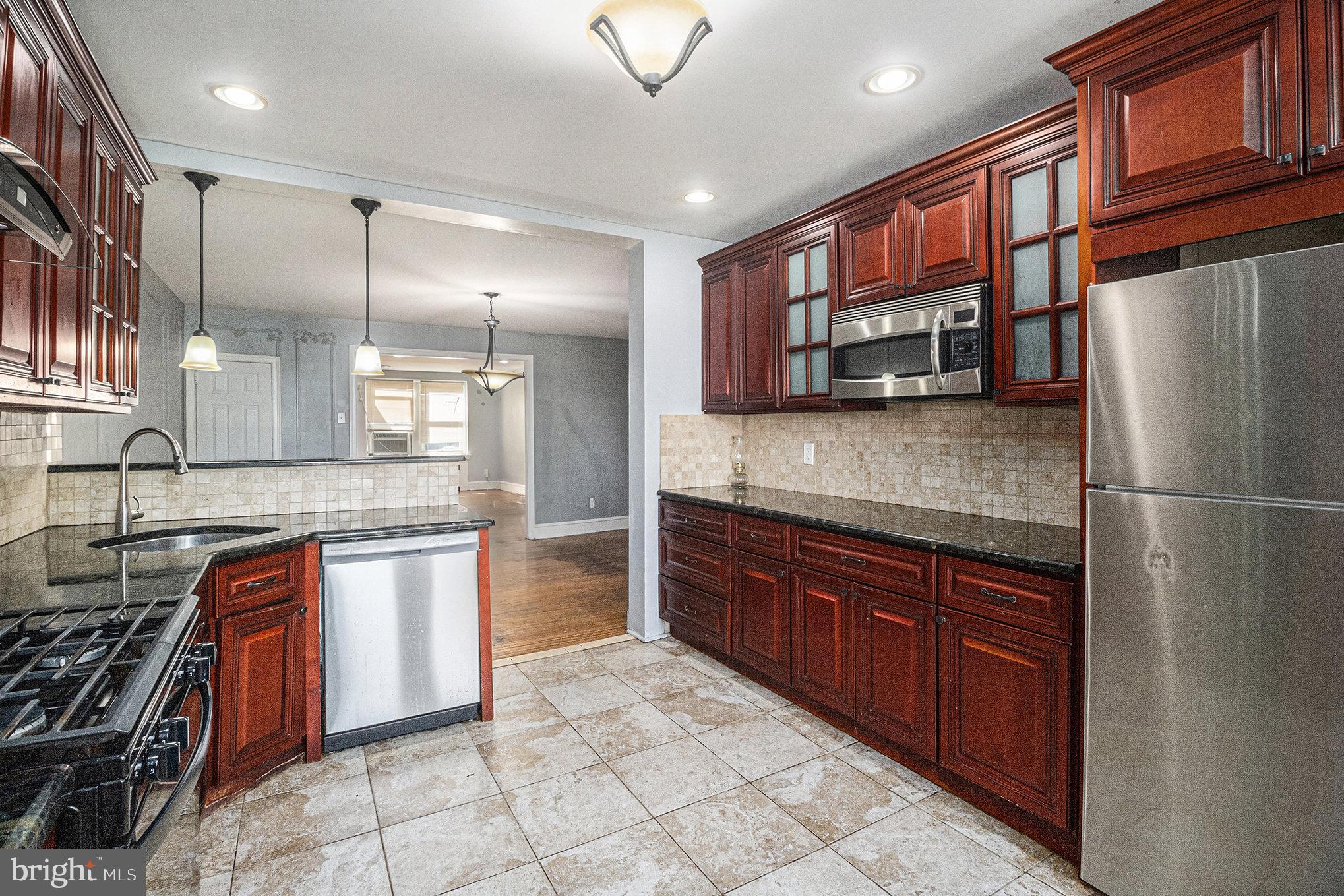 MAYFAIR - Residential