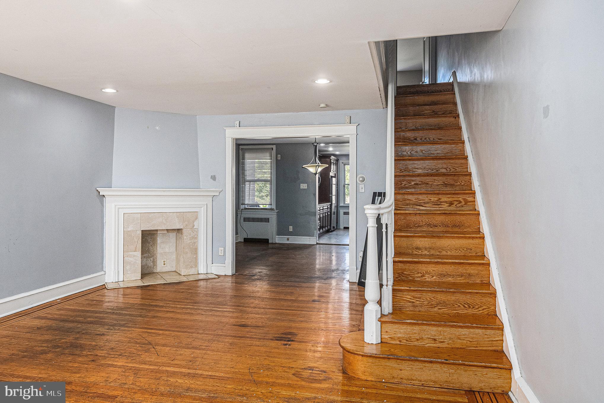 MAYFAIR - Residential