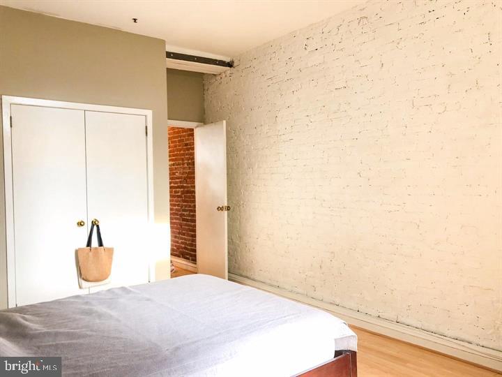 OLD CITY - Residential Lease