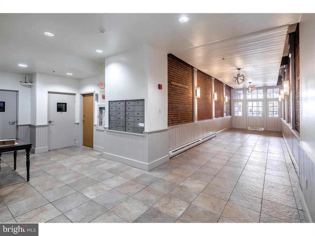 OLD CITY - Residential Lease