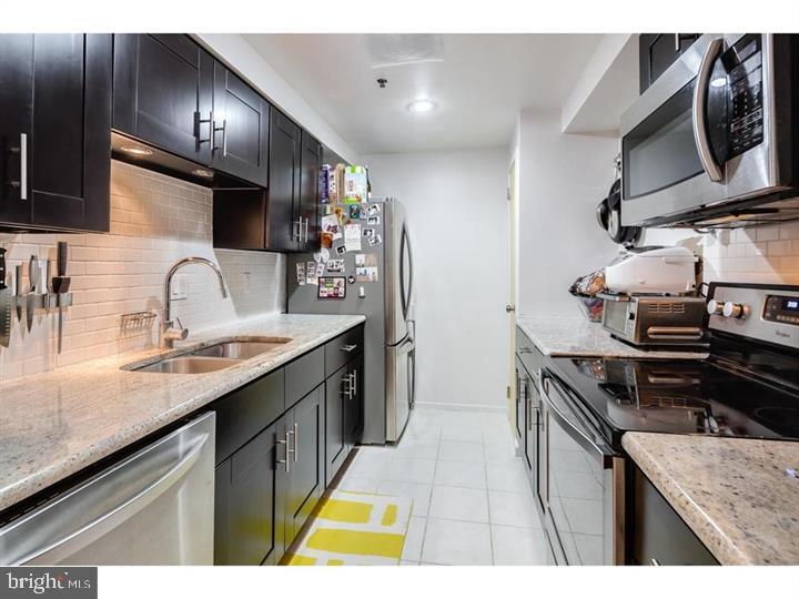 OLD CITY - Residential Lease