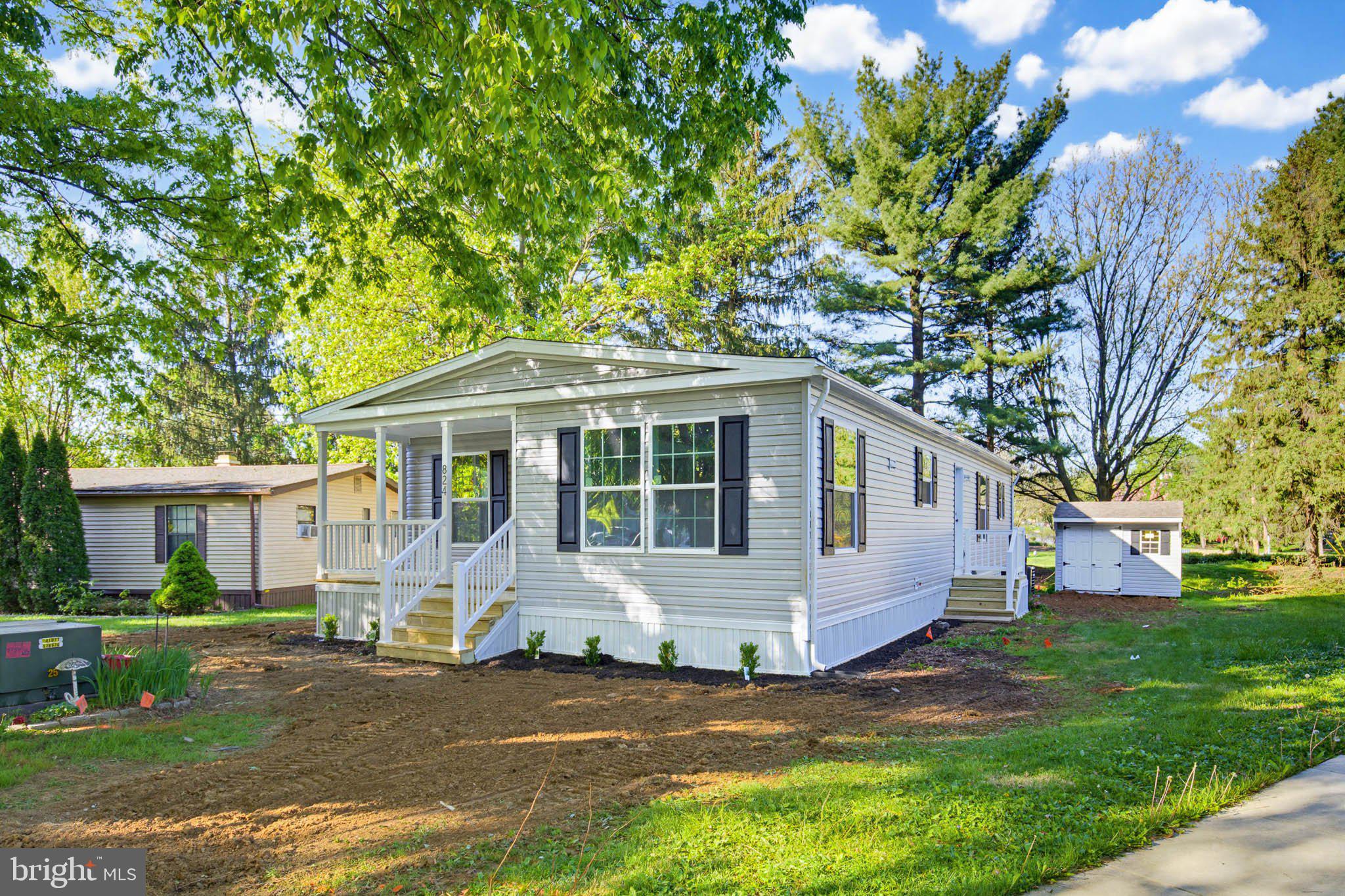 VILLAGES AT GREENFIELD - Residential