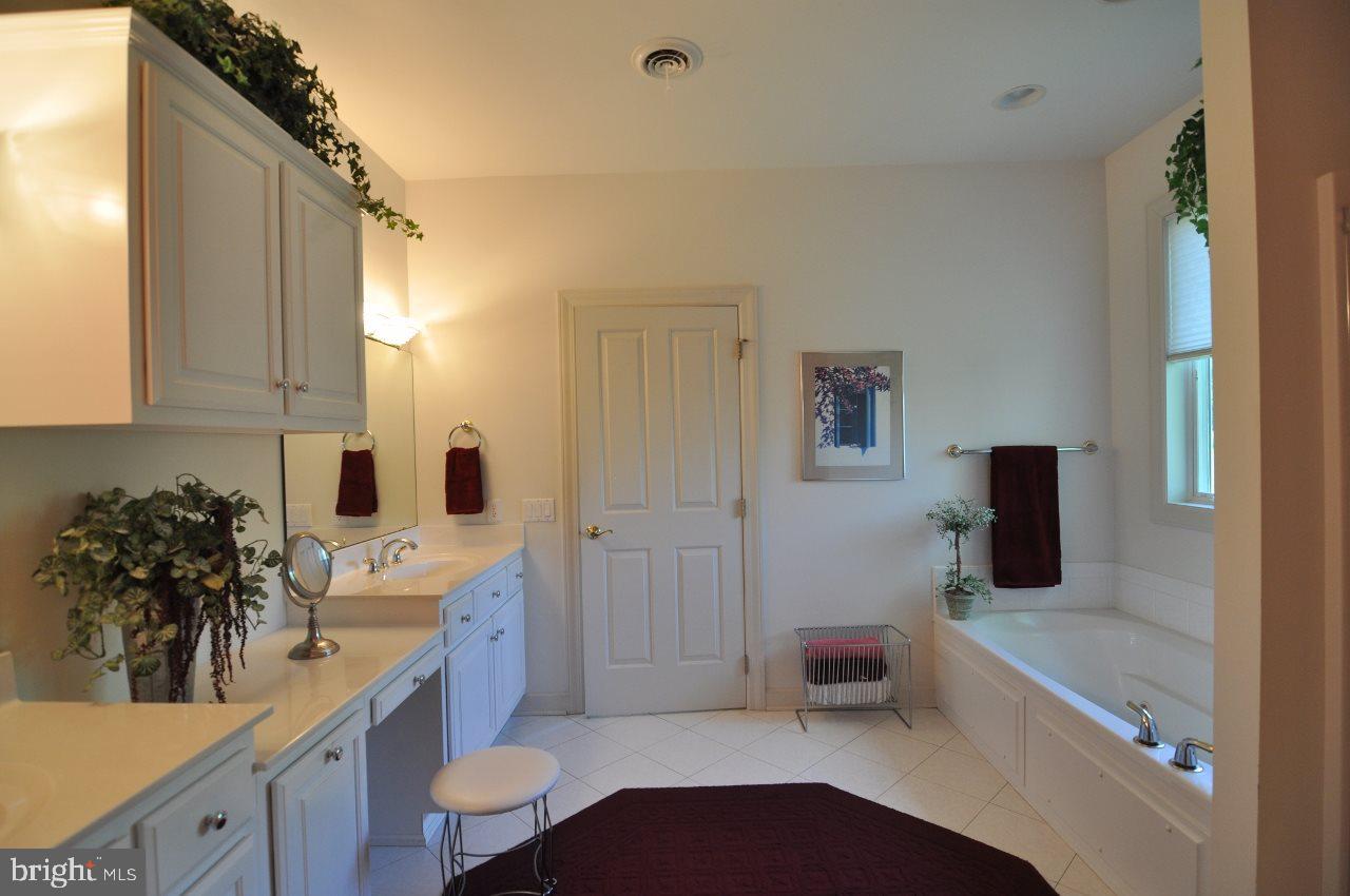 SPANGLER MEADOWS - Residential