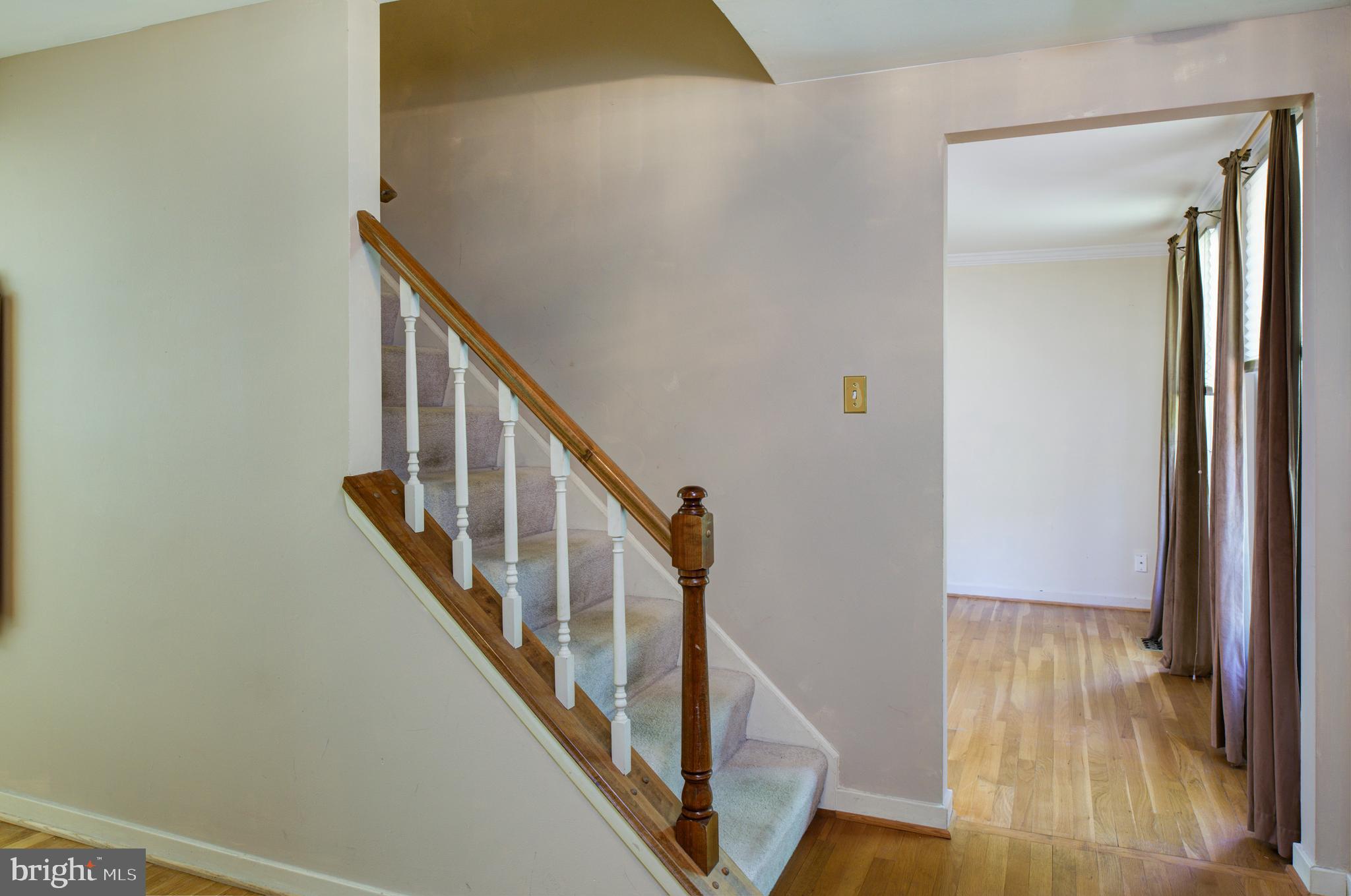 RESTON - Residential