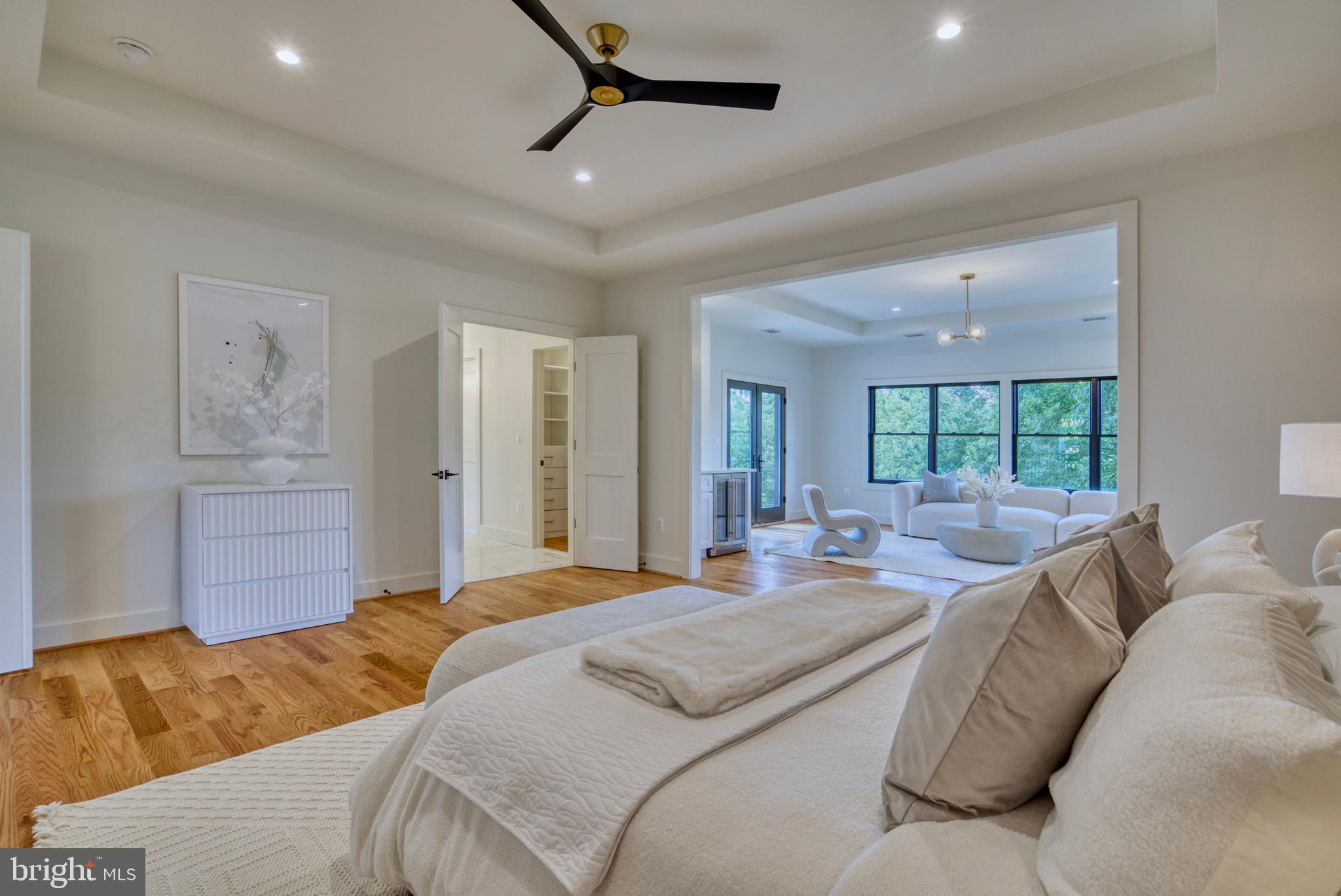 DEVON PARK - Residential