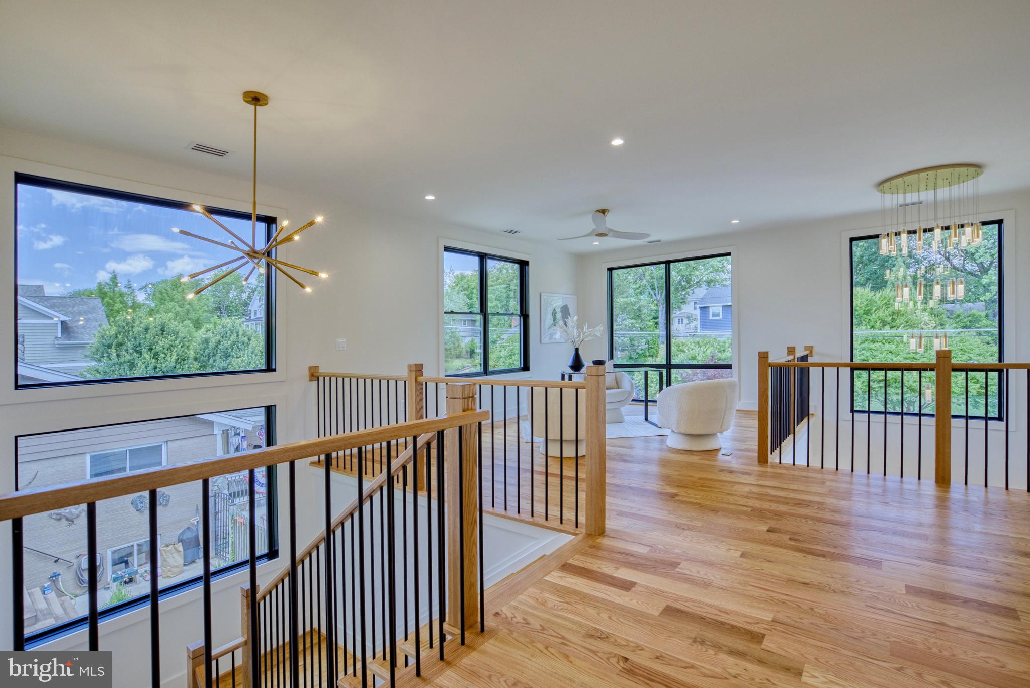 DEVON PARK - Residential