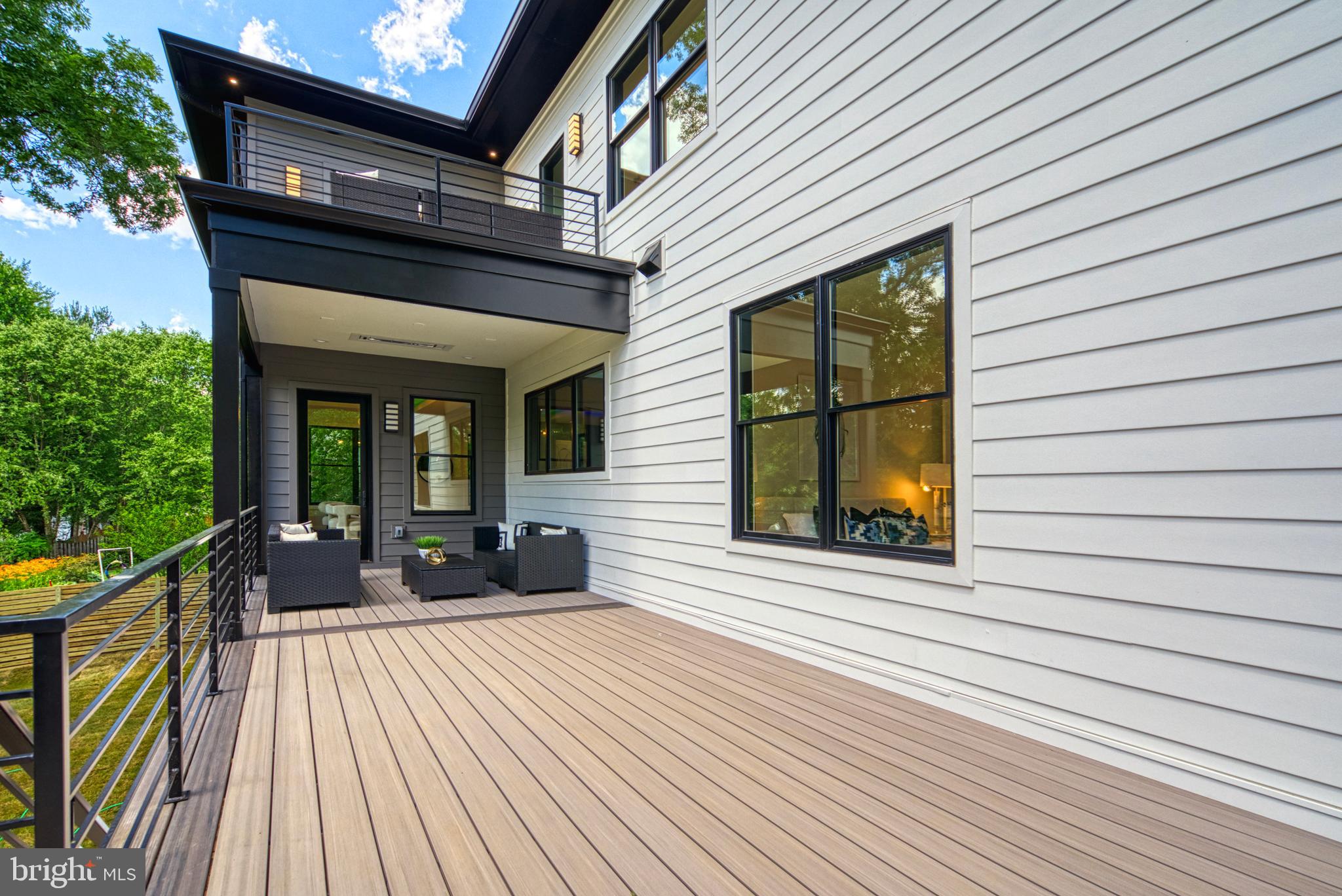 DEVON PARK - Residential