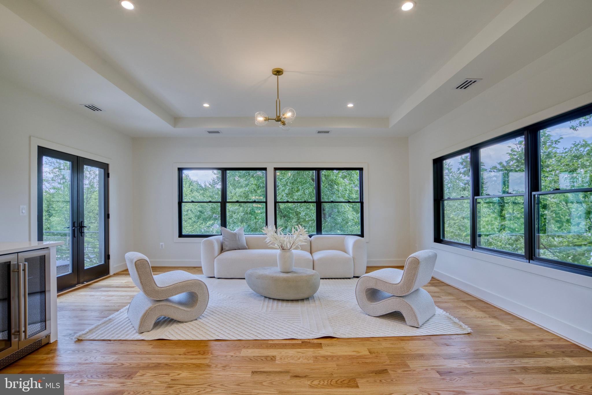 DEVON PARK - Residential