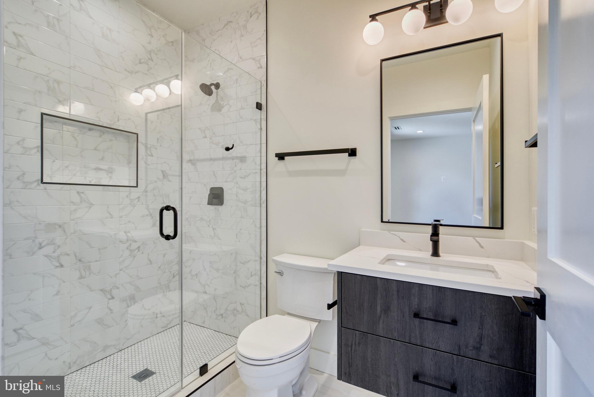 DEVON PARK - Residential