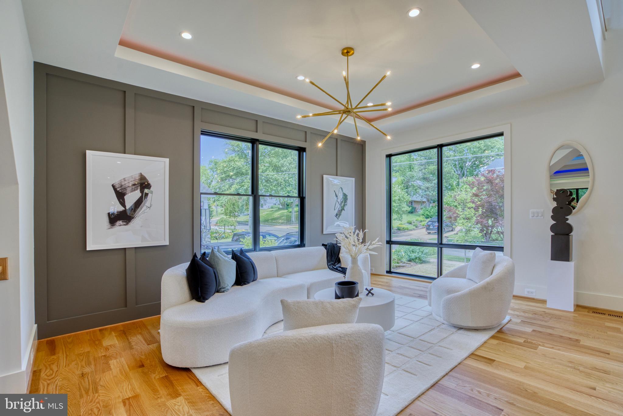 DEVON PARK - Residential