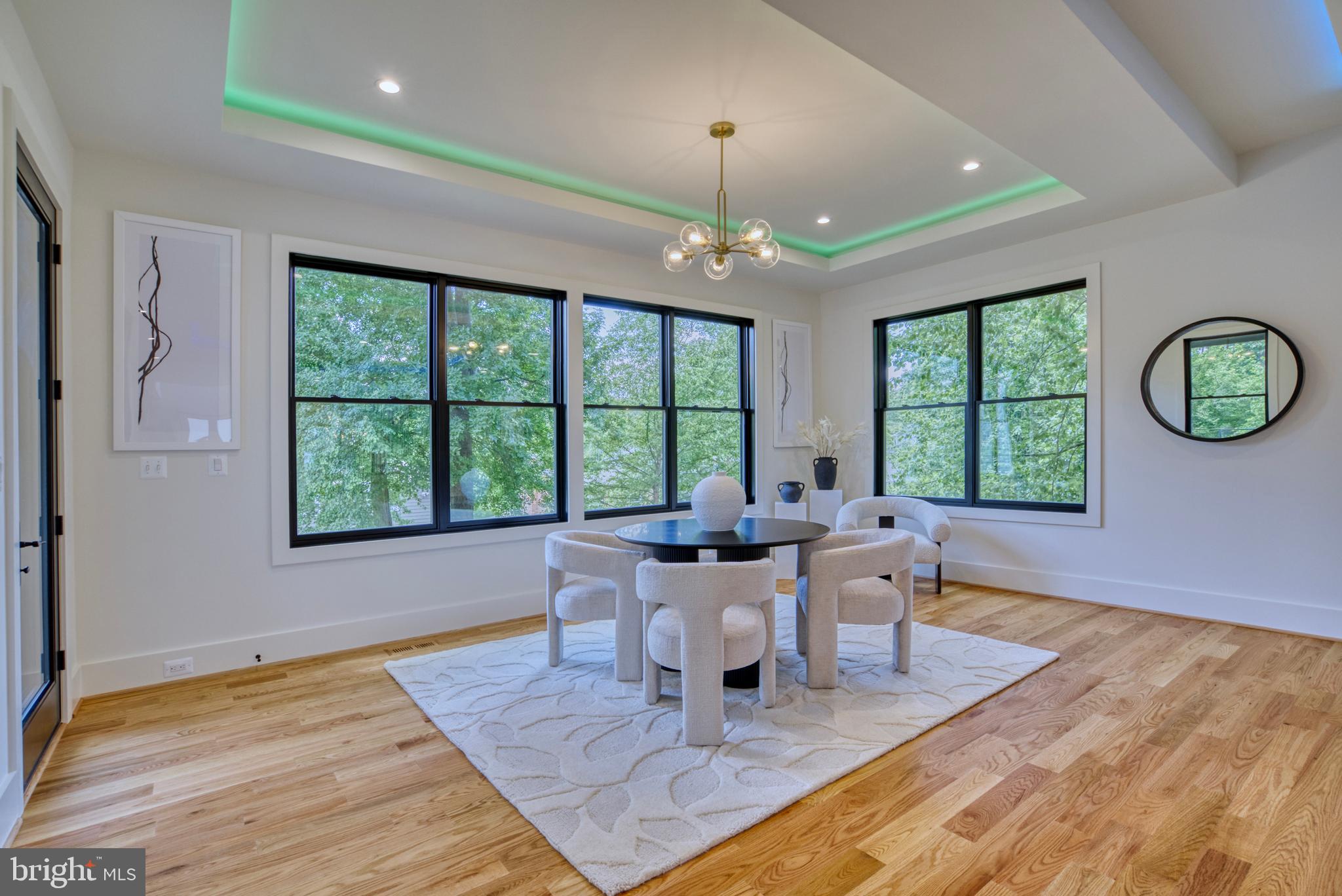 DEVON PARK - Residential