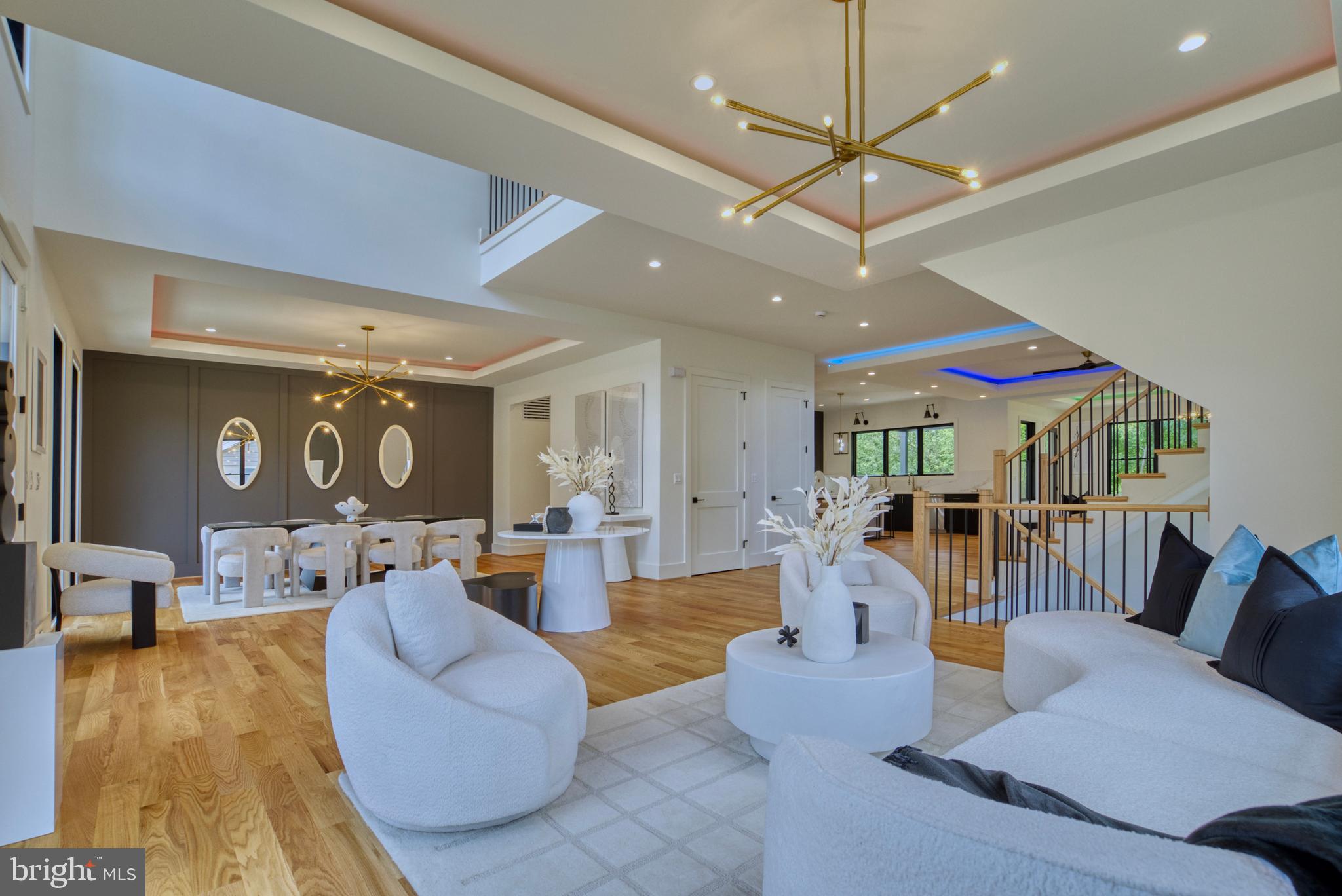 DEVON PARK - Residential