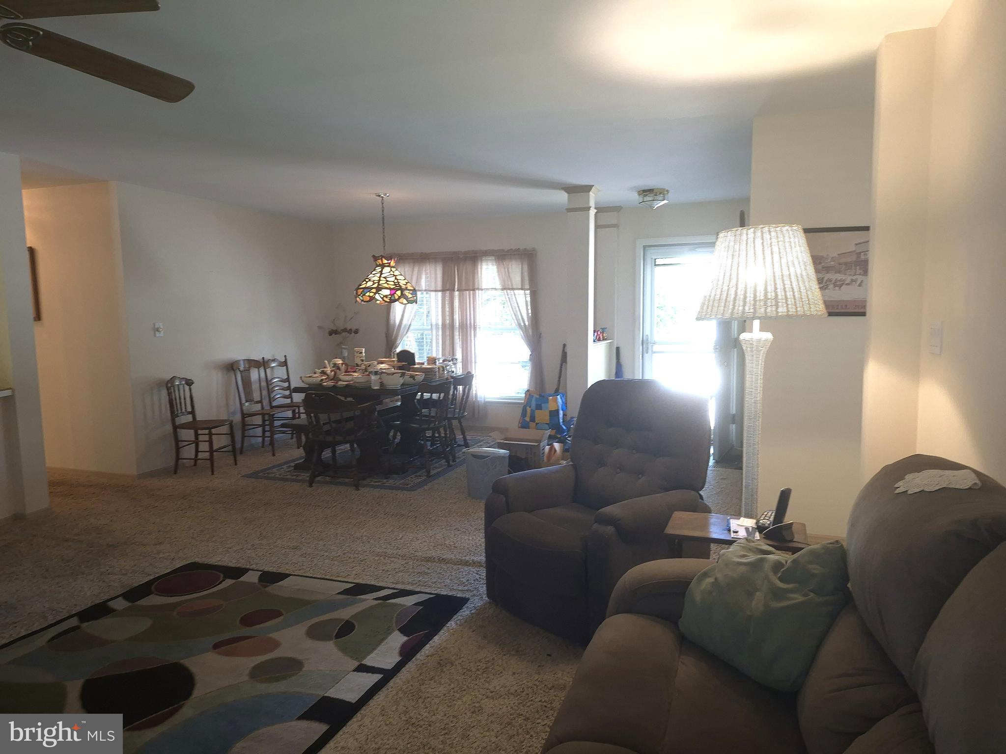 20 OAKS DR