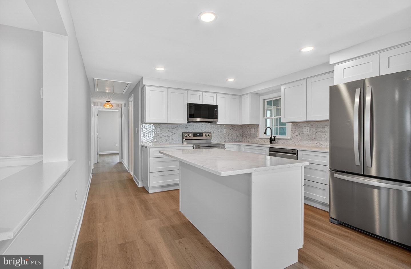 BEACHFIELD - Residential
