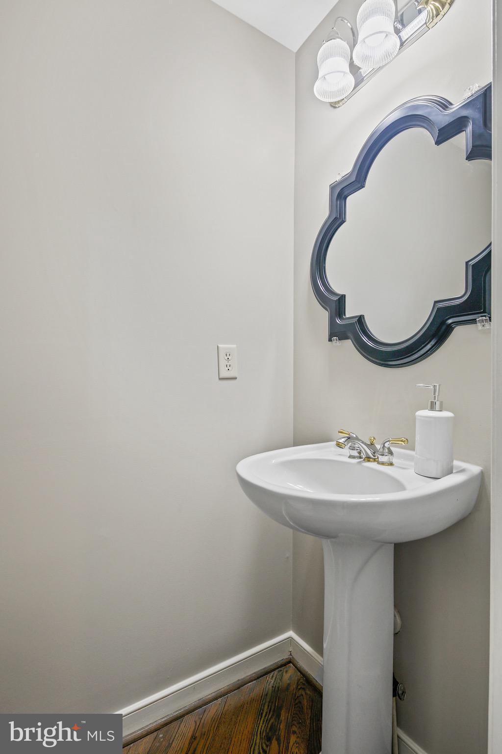 EMERSON - Residential