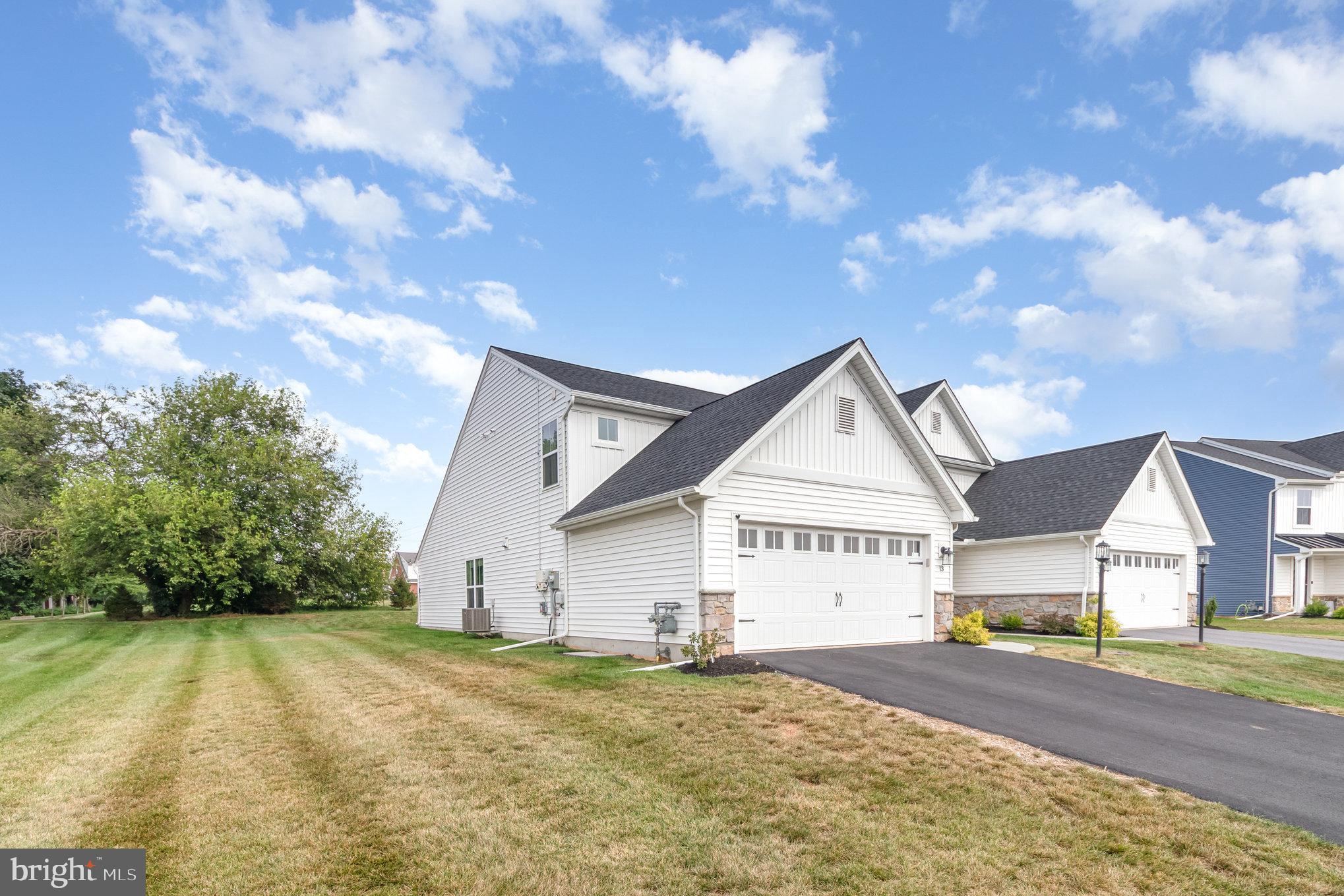 13 SHILLINGTON LANE LANE