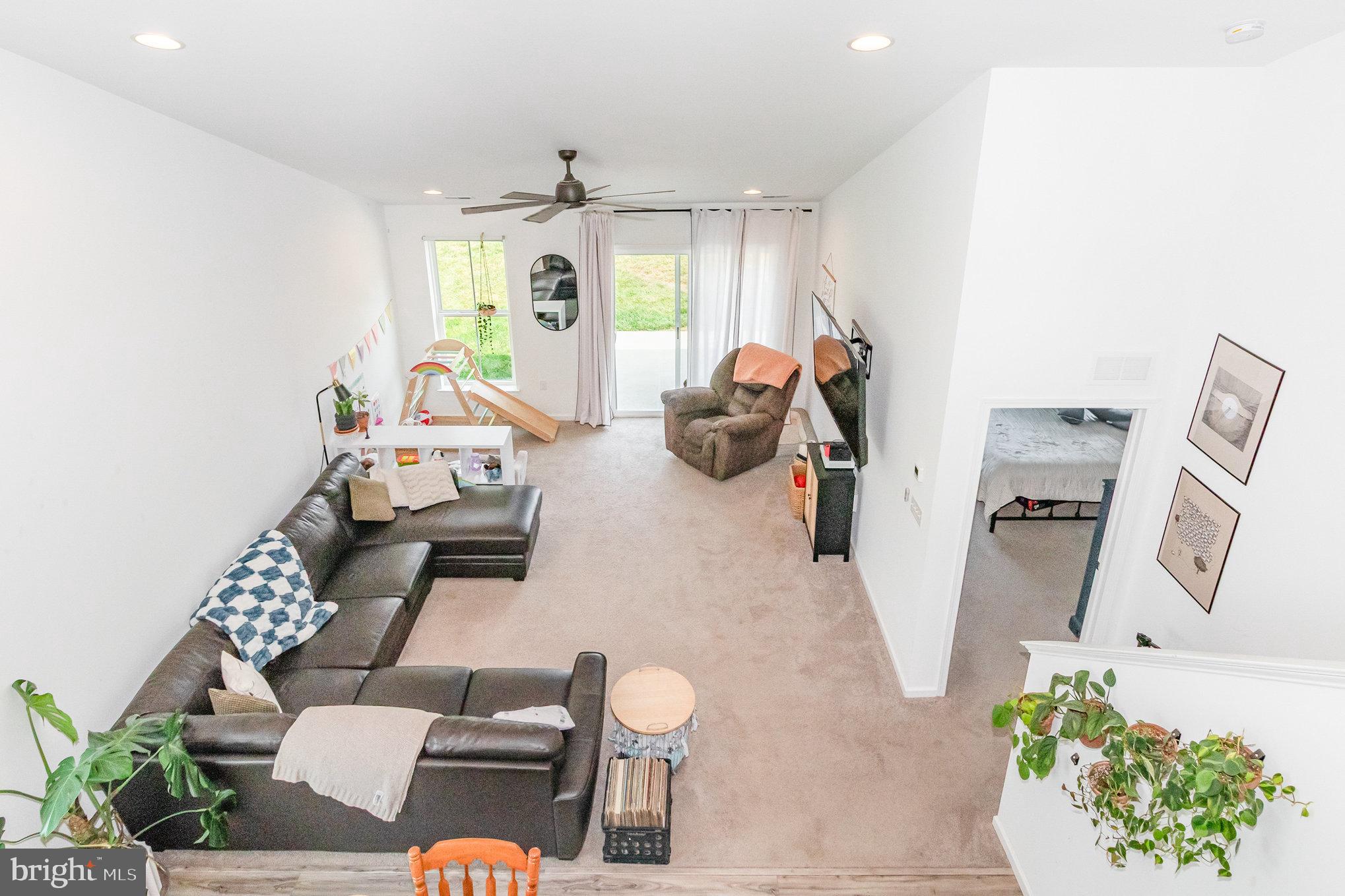 DICKINSON PLACE - Residential