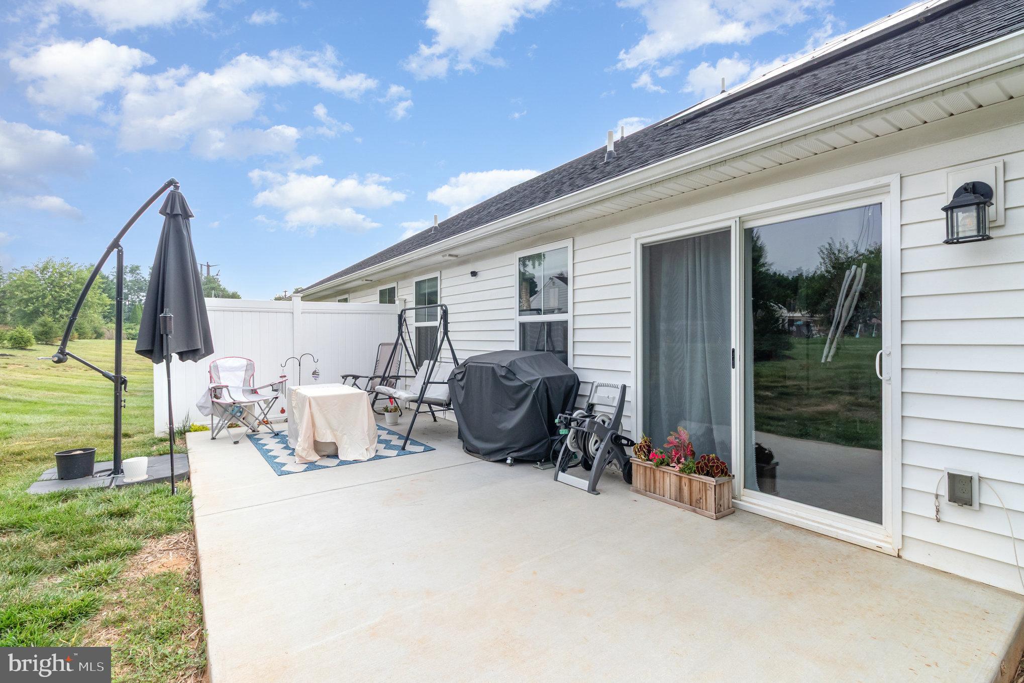 DICKINSON PLACE - Residential