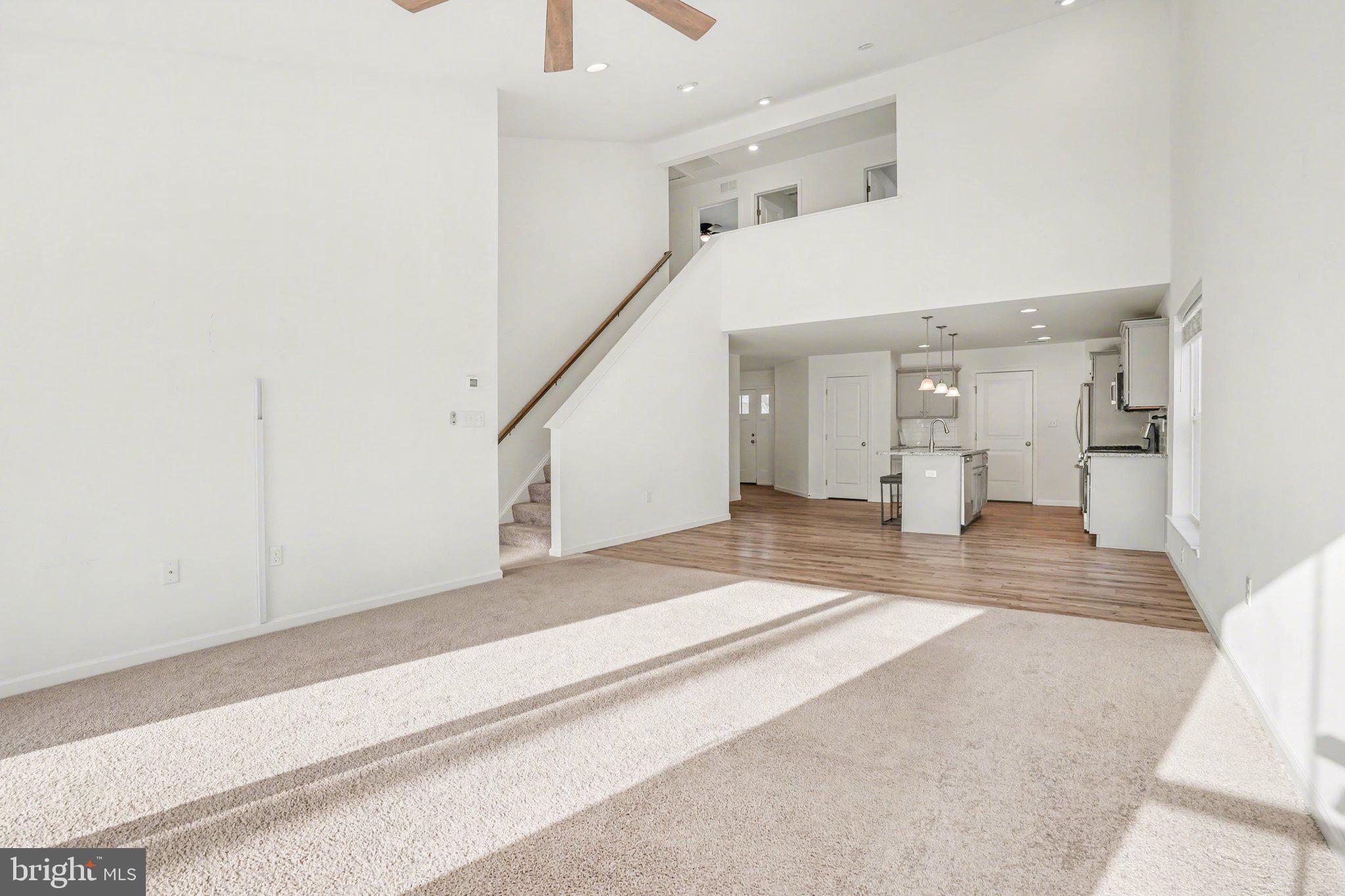 DICKINSON PLACE - Residential