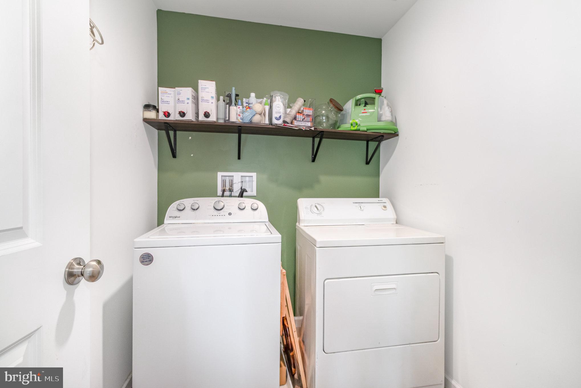 DICKINSON PLACE - Residential