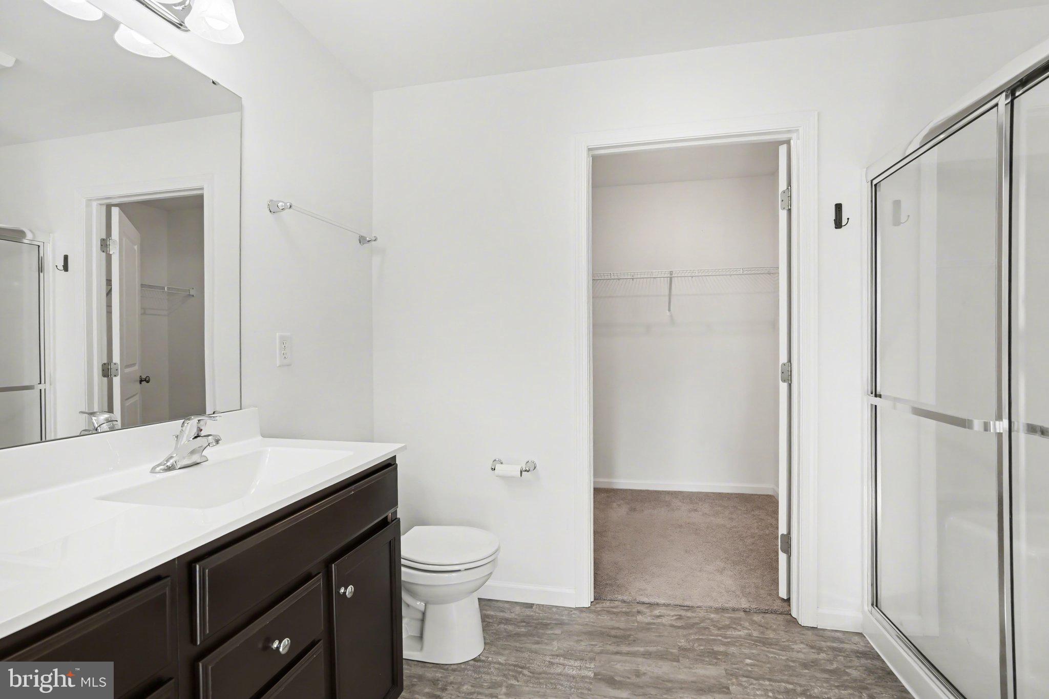 DICKINSON PLACE - Residential