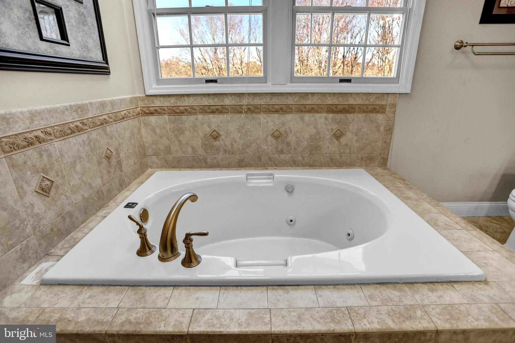 GLENWOOD GARTH - Residential