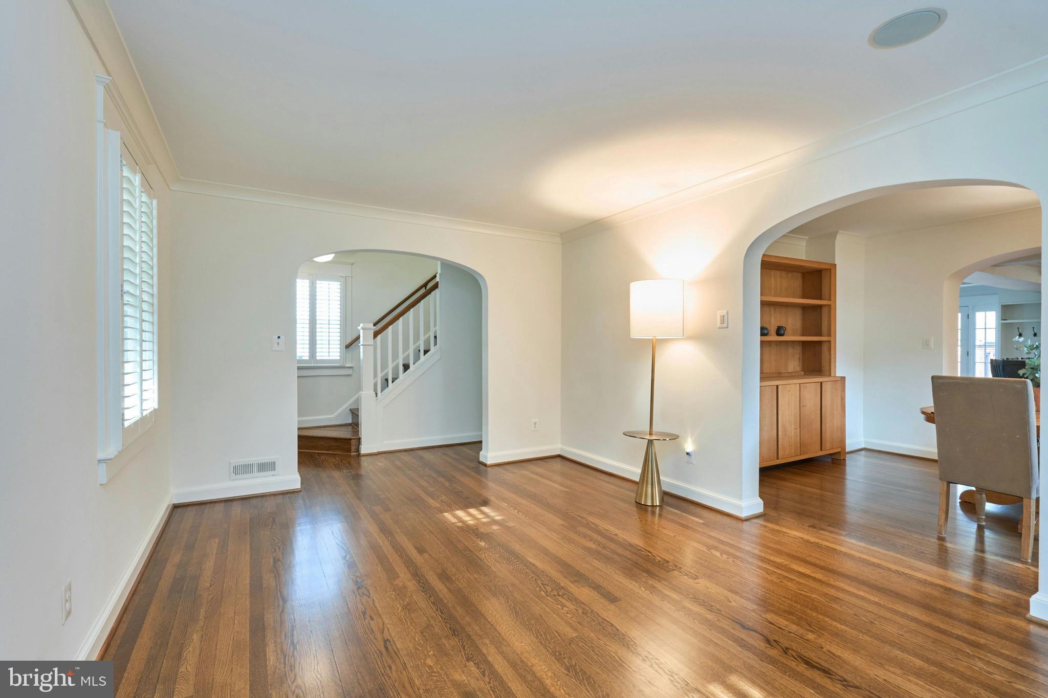 MADISON MANOR - Residential