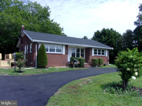 MLS: NJCD2125686