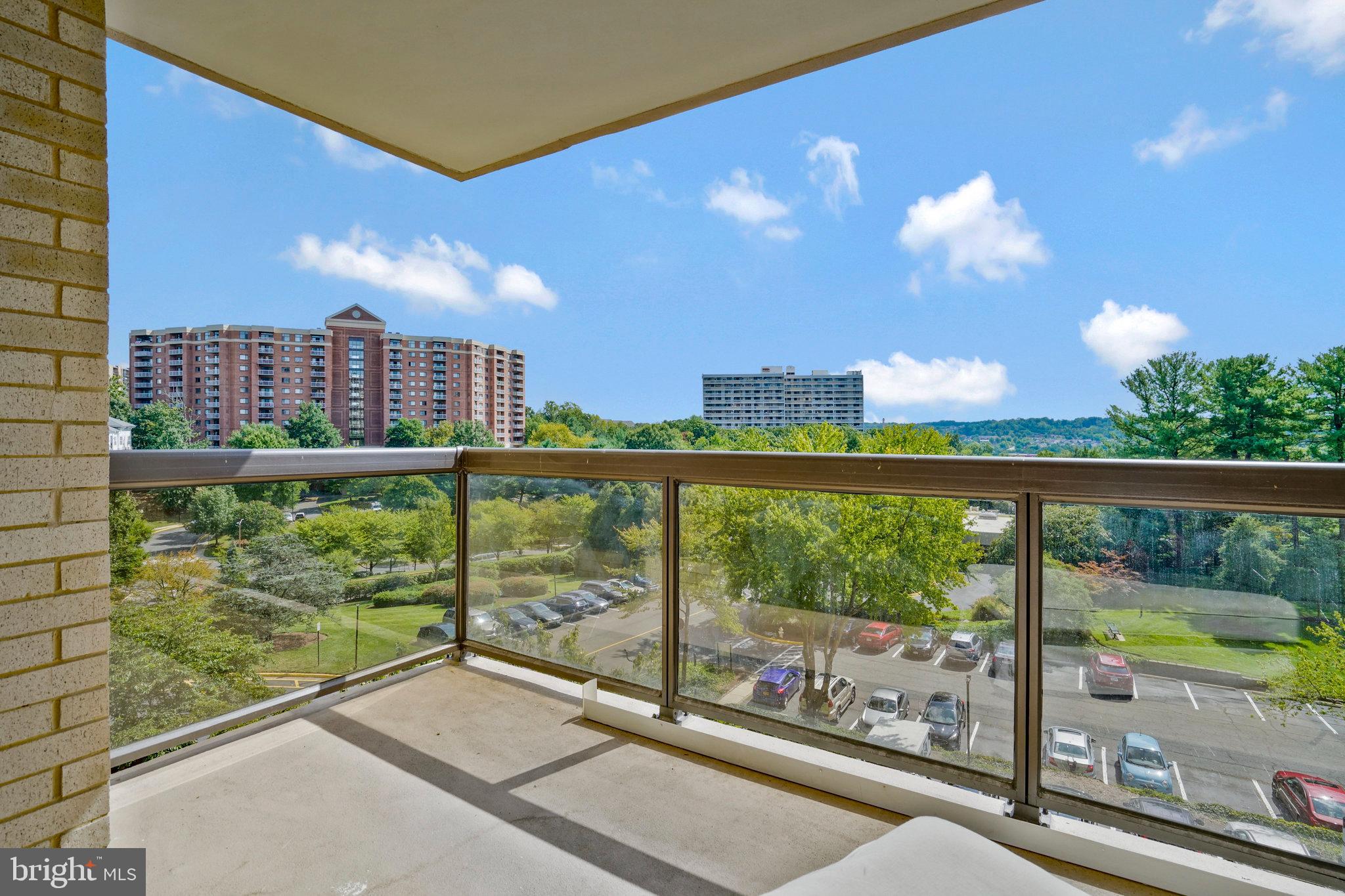 WATERGATE AT LANDMARK - Residential Lease