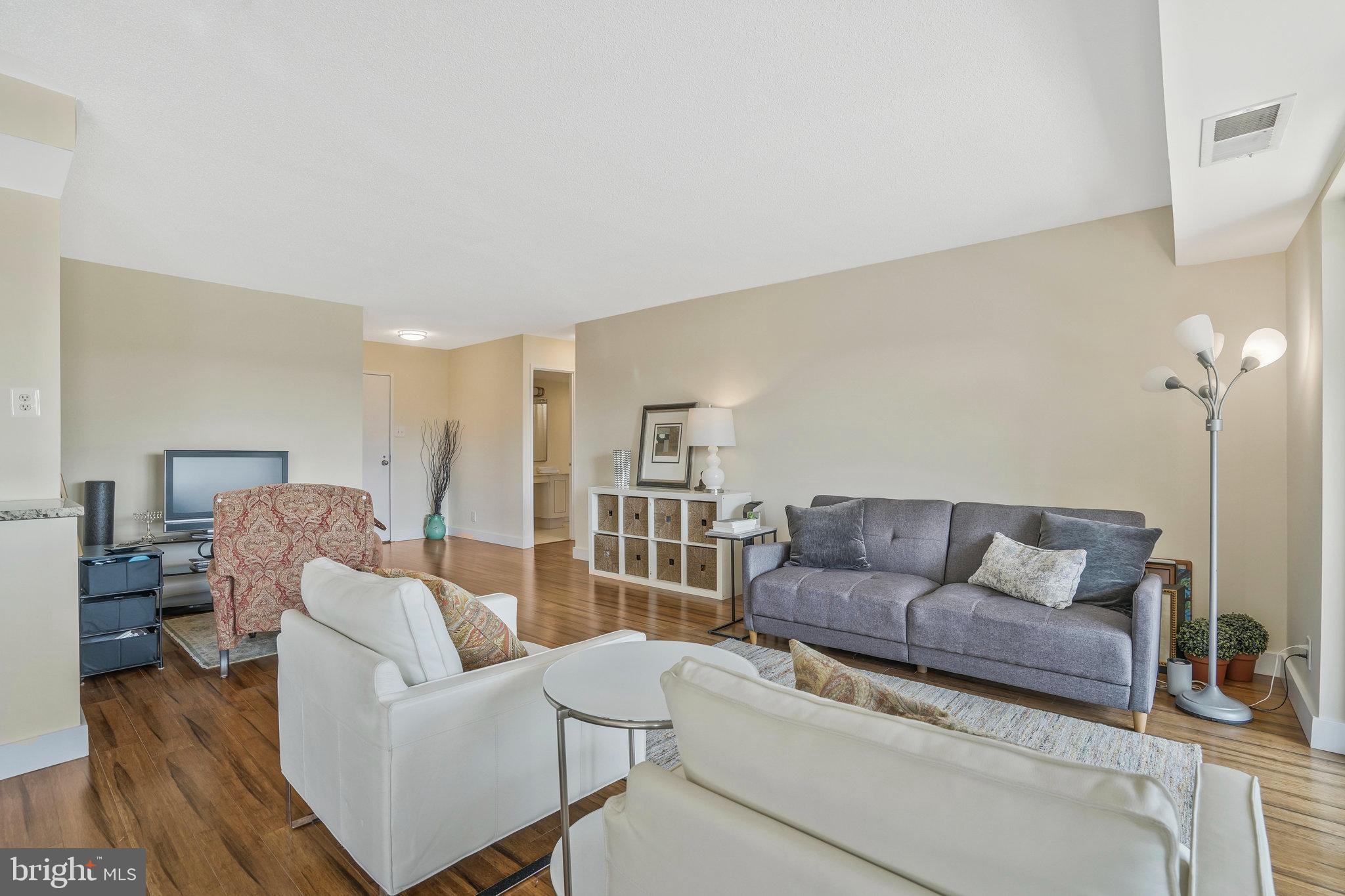 WATERGATE AT LANDMARK - Residential Lease