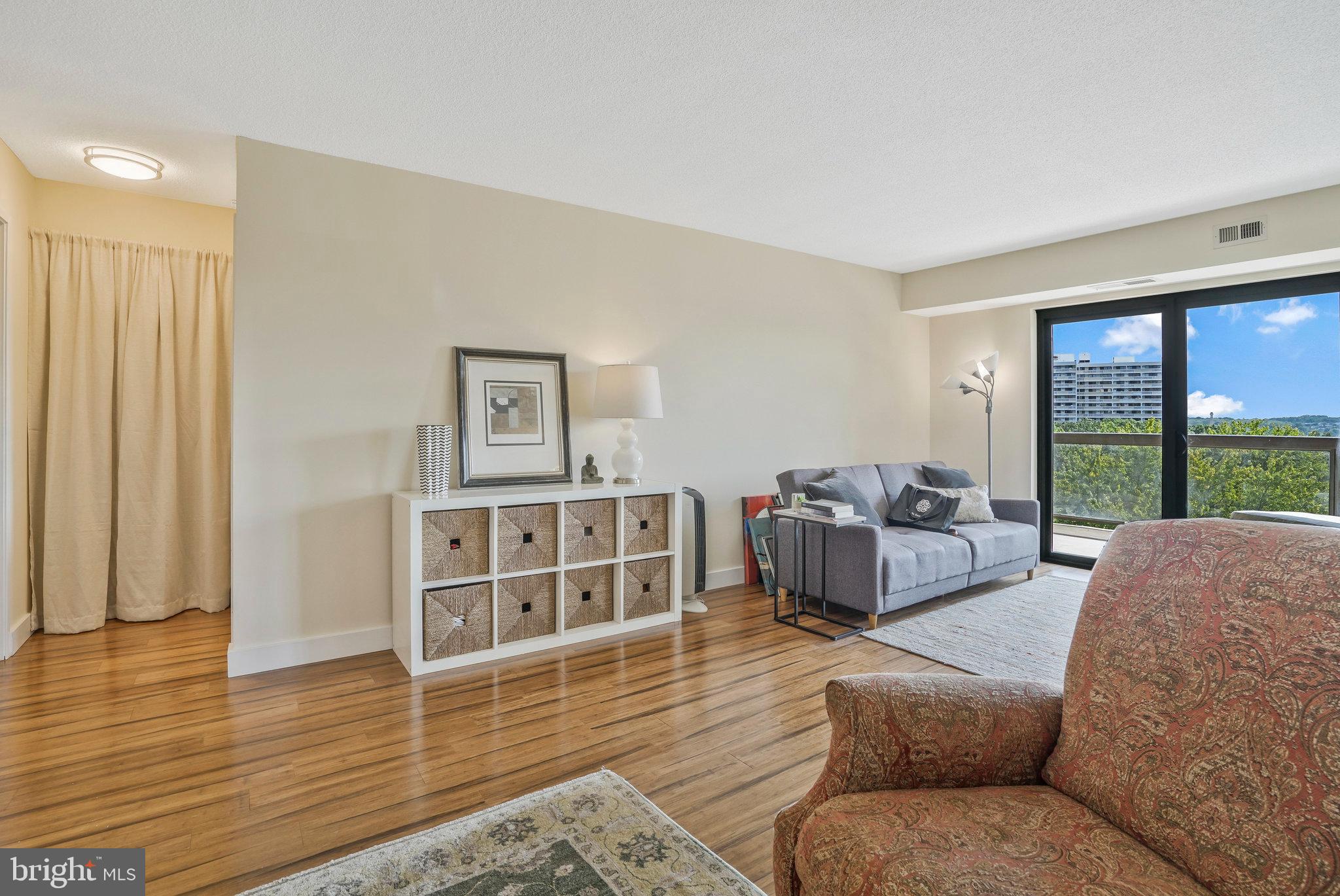 WATERGATE AT LANDMARK - Residential Lease