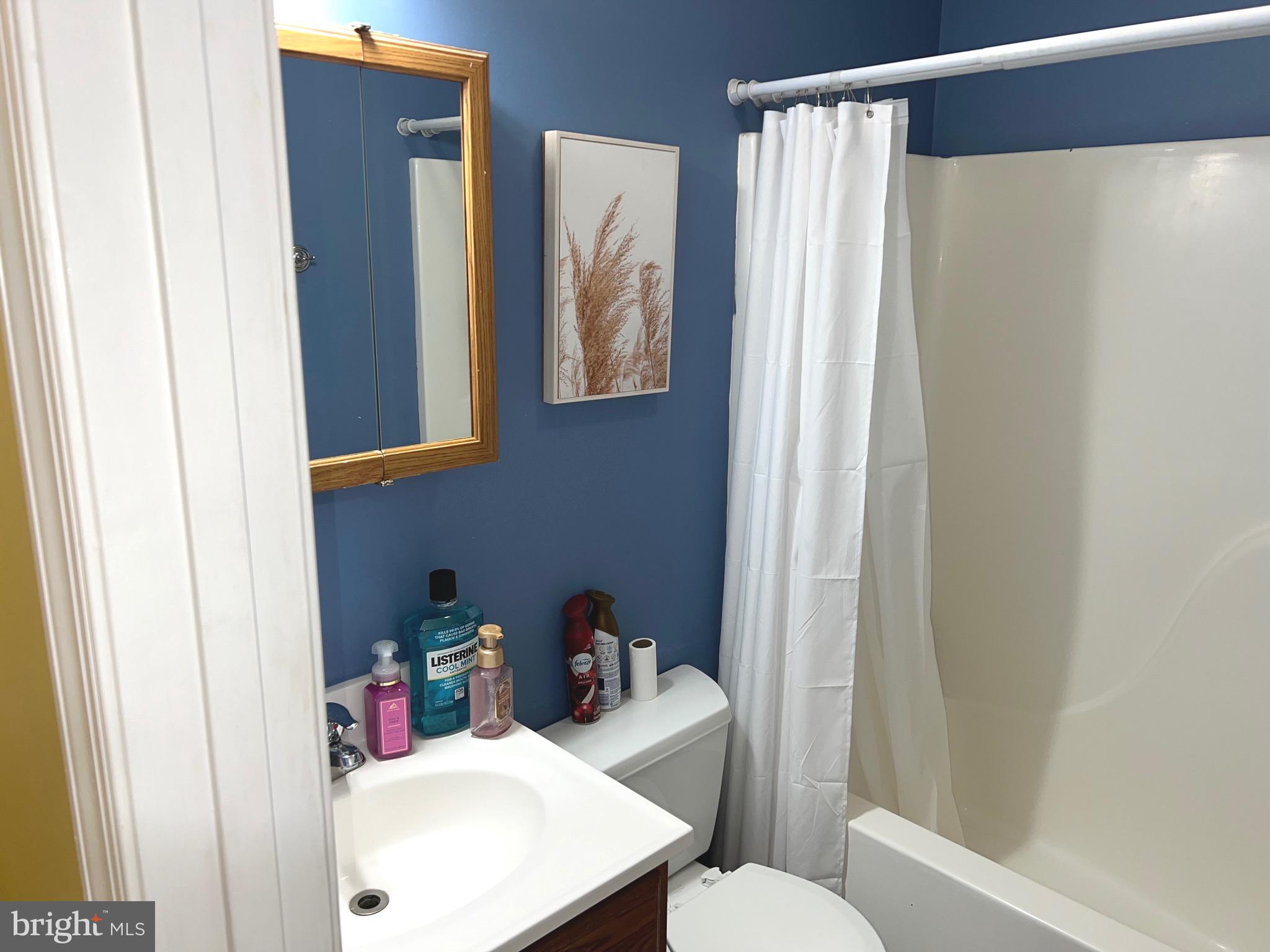 AMBER WOODS - Residential