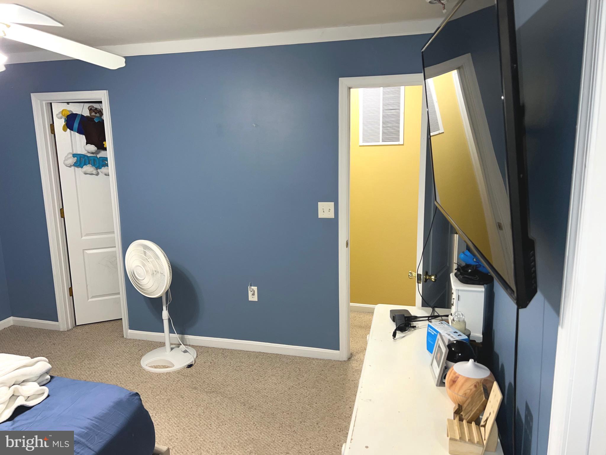 AMBER WOODS - Residential