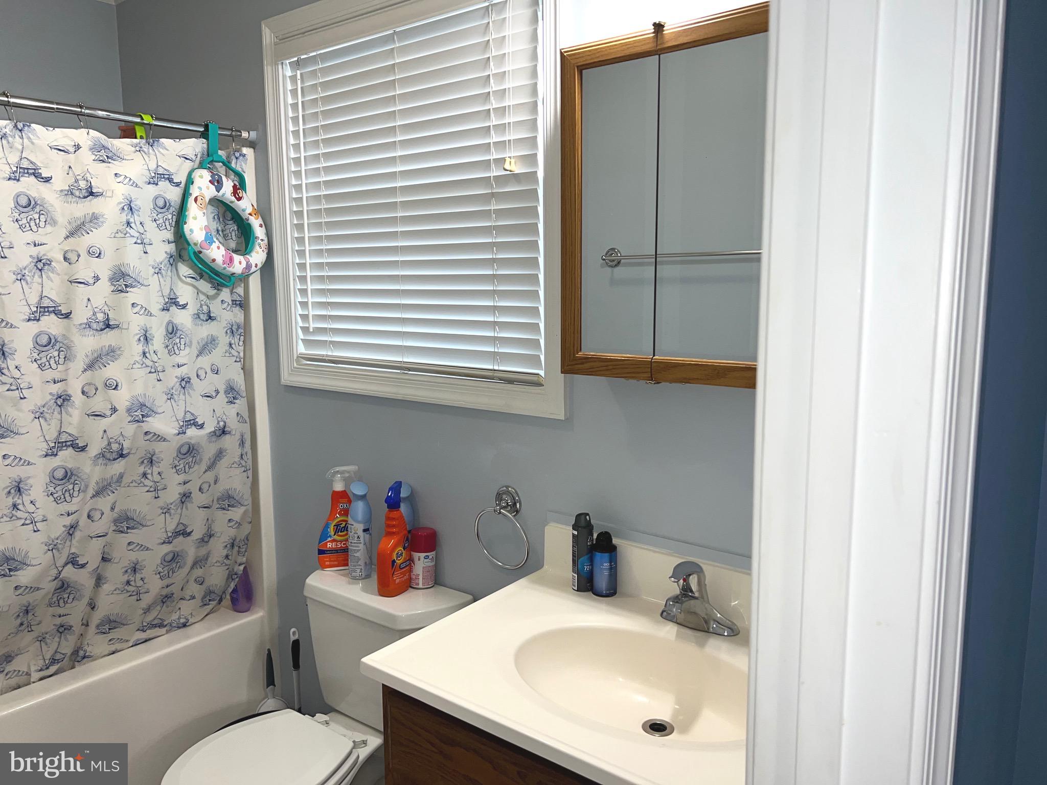 AMBER WOODS - Residential