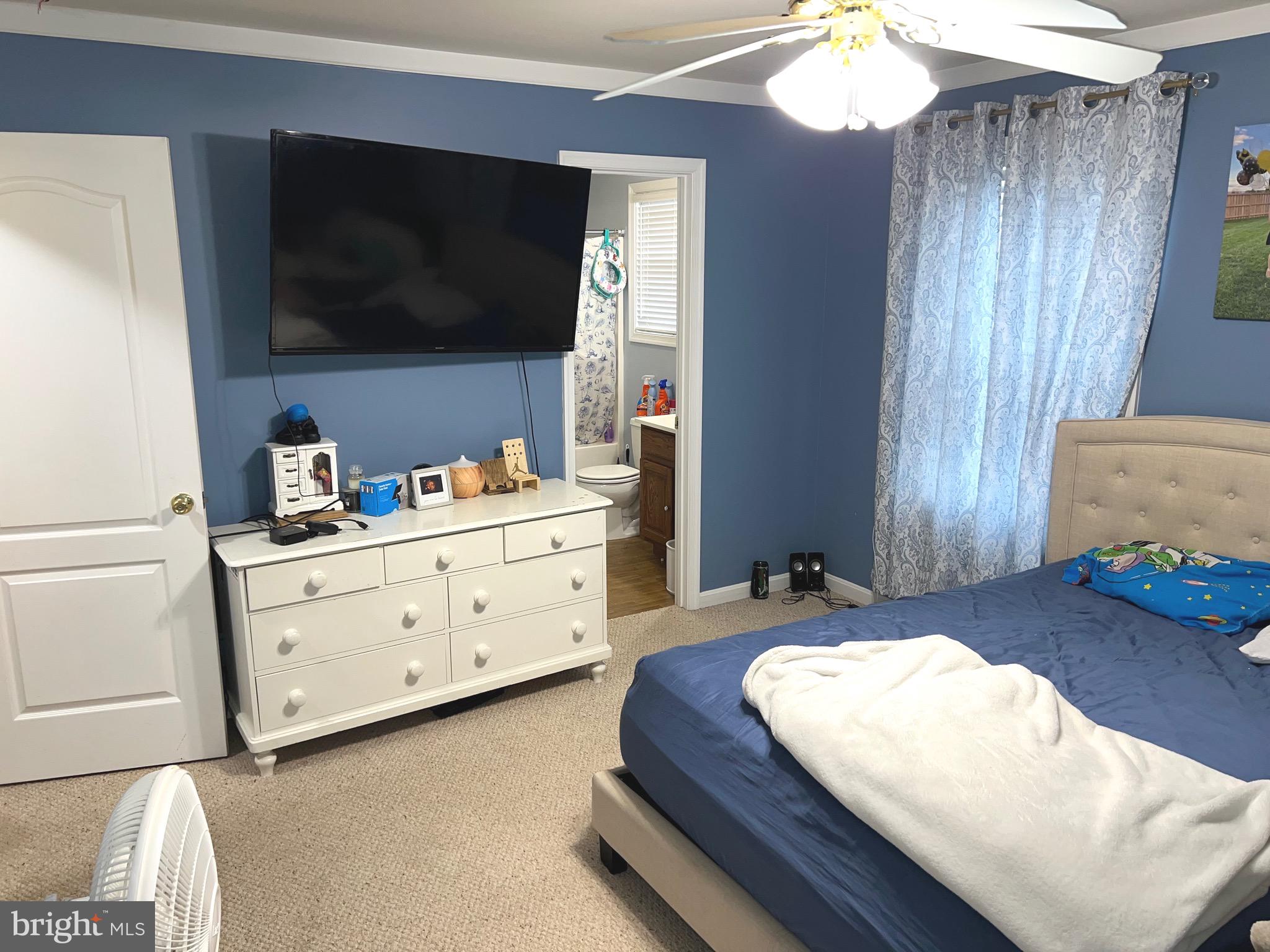 AMBER WOODS - Residential