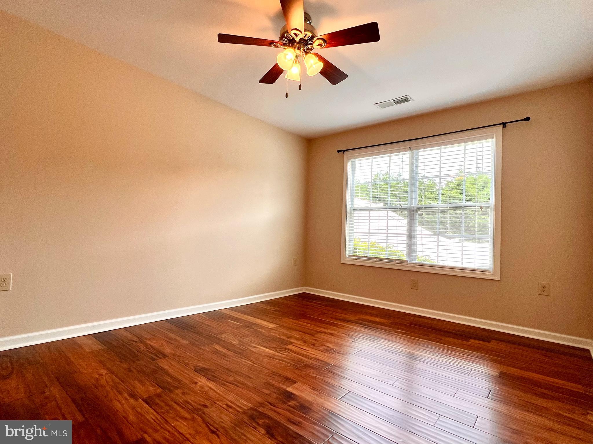 BRIAR RUN - Residential