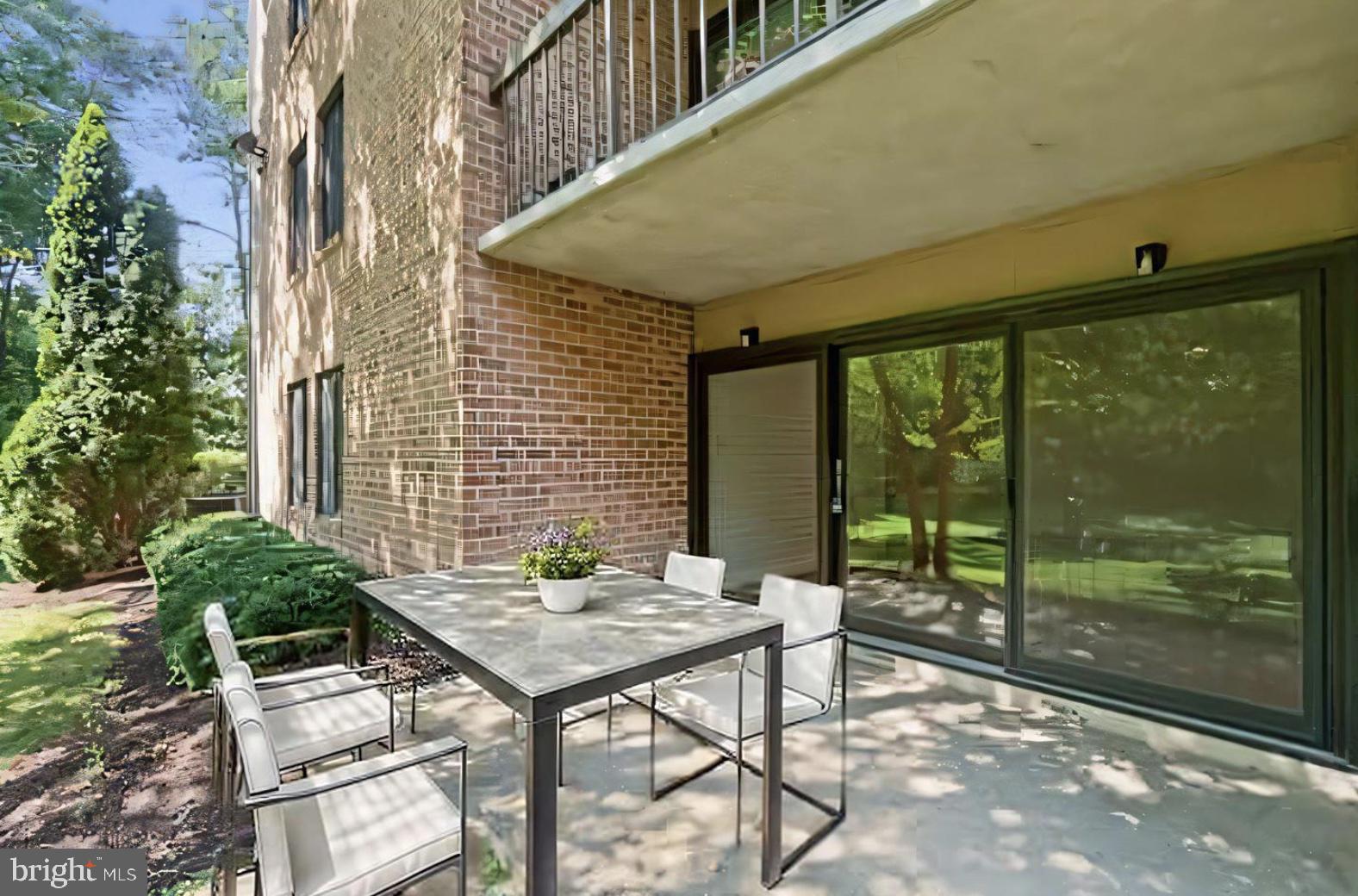 GEORGETOWN VILLAGE - Residential Lease