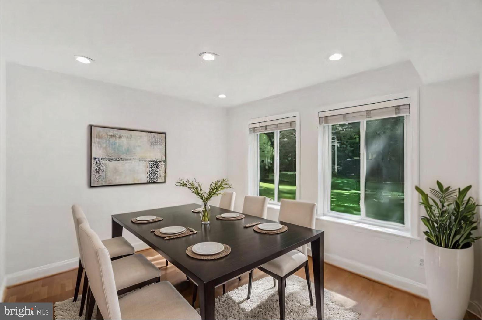 GEORGETOWN VILLAGE - Residential Lease