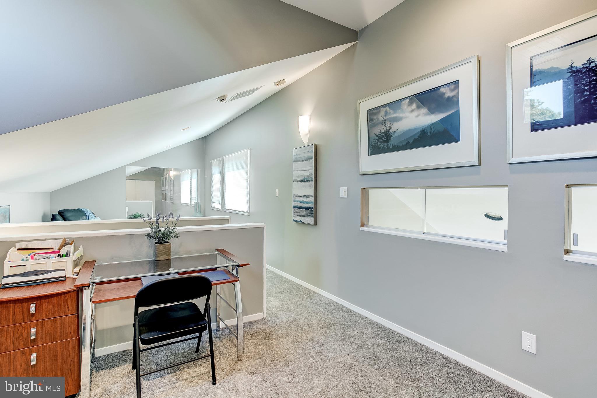 HOBBITS GLEN - Residential