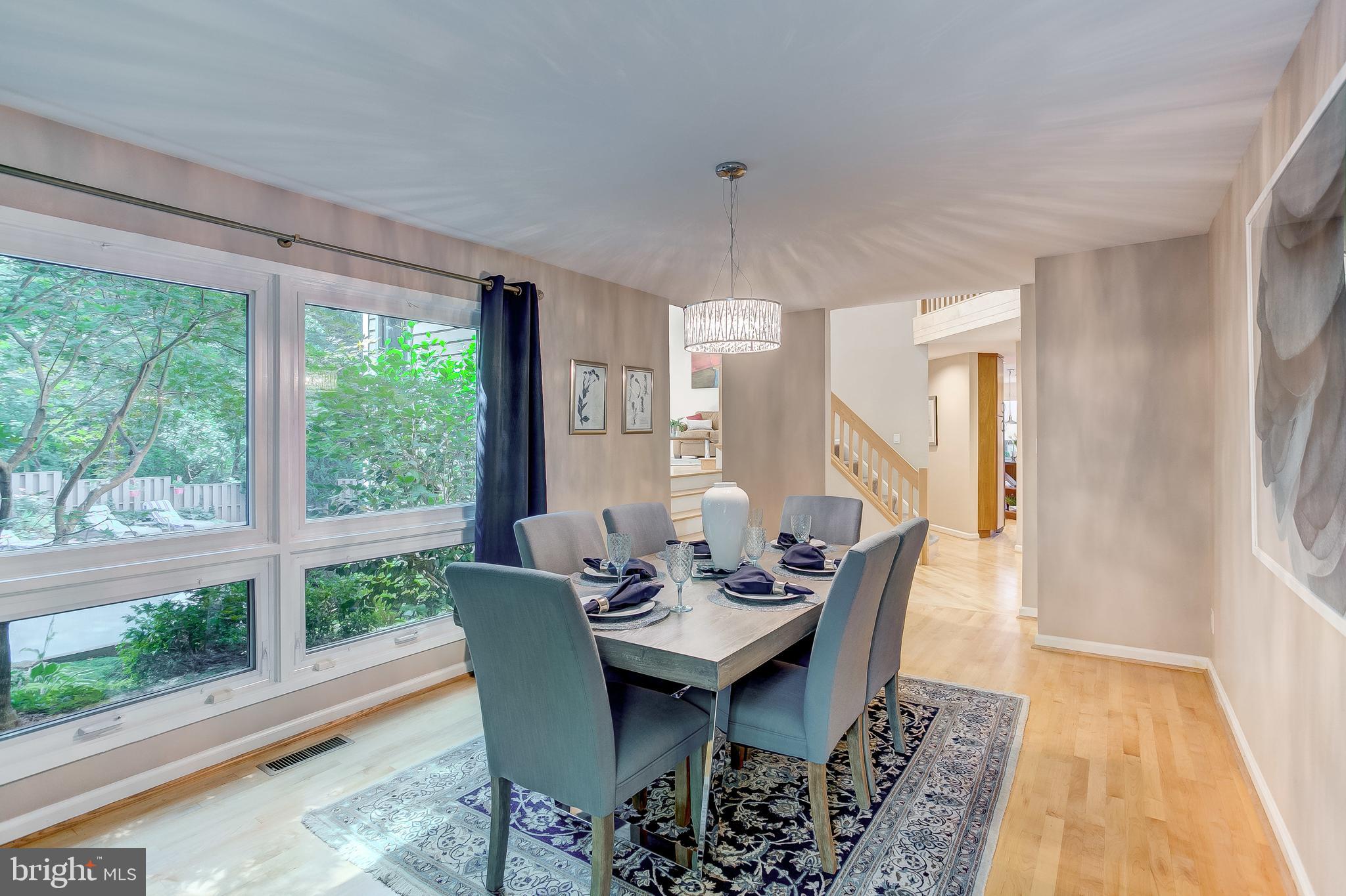 HOBBITS GLEN - Residential