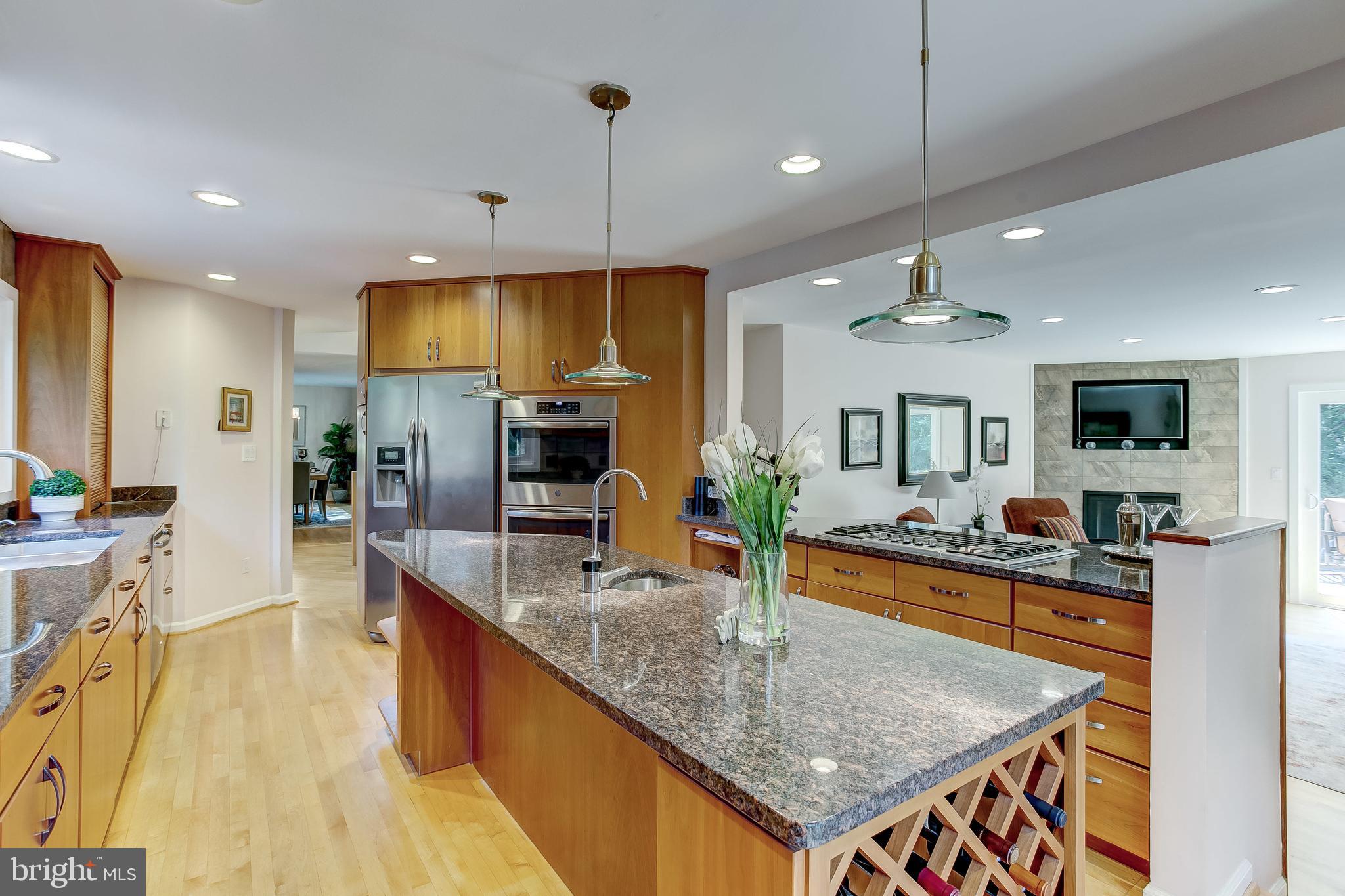 HOBBITS GLEN - Residential